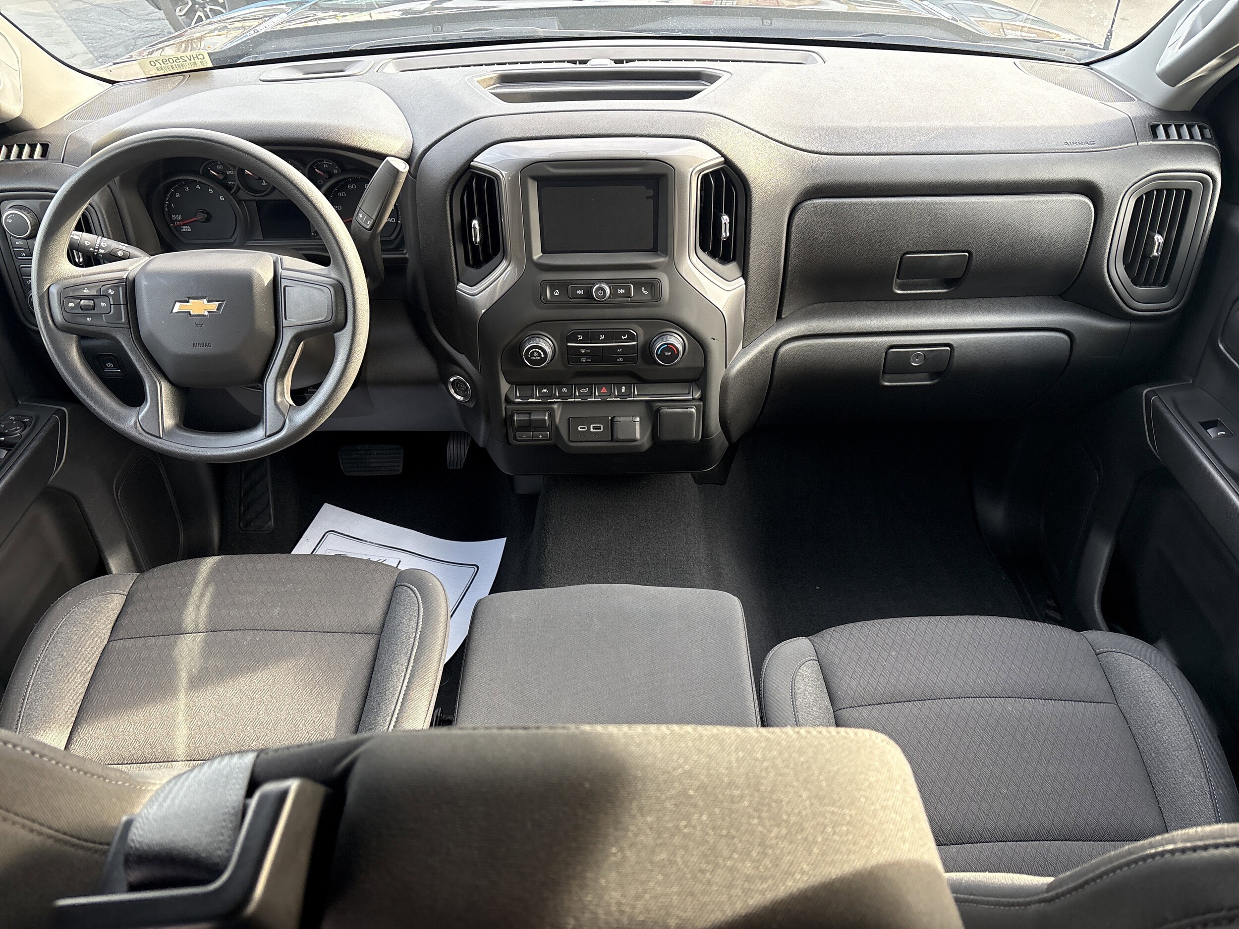 2025 Chevrolet Silverado 1500 Custom - Photo 17