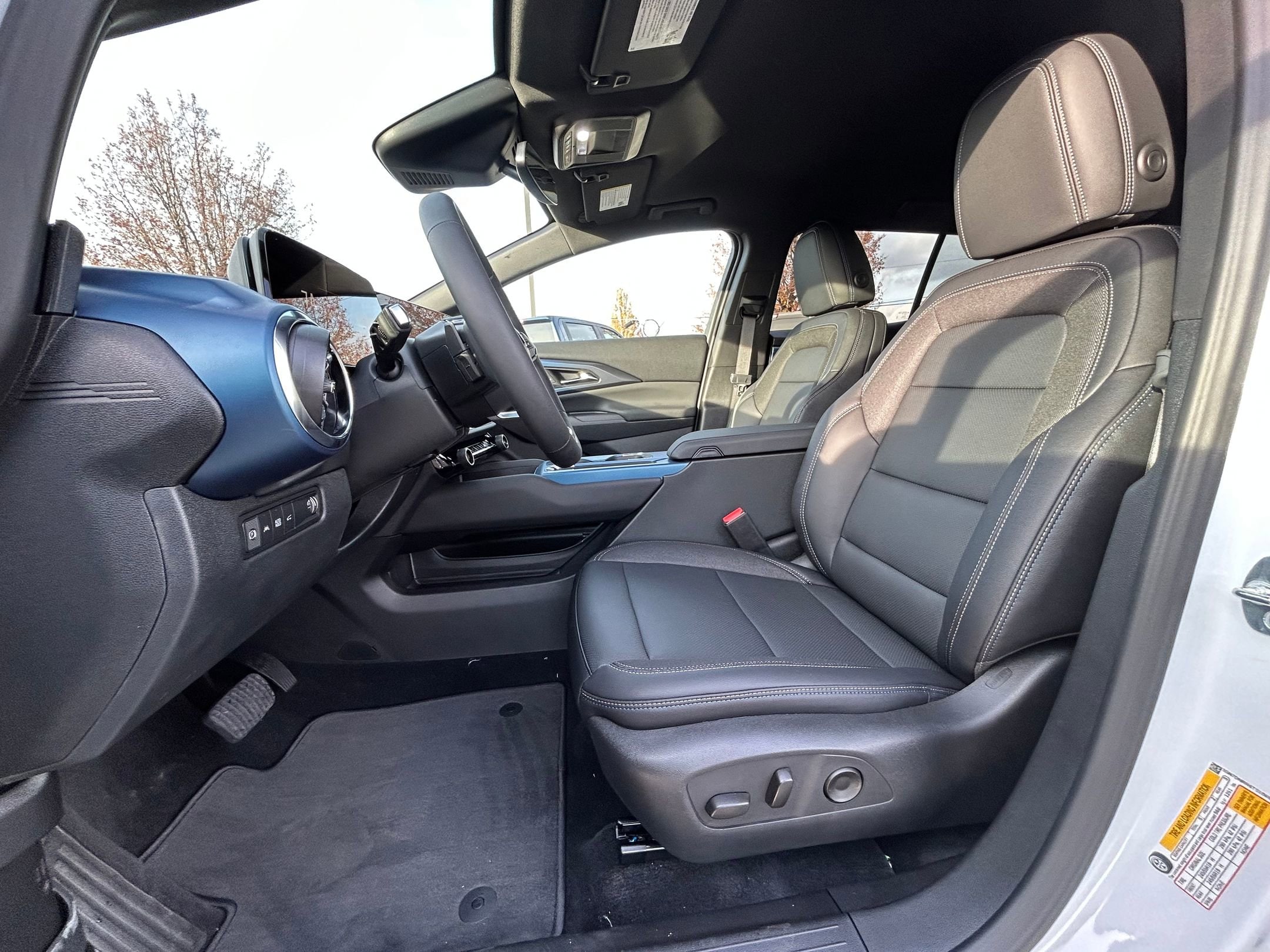 2026 Chevrolet Equinox EV 2LT - Photo 18