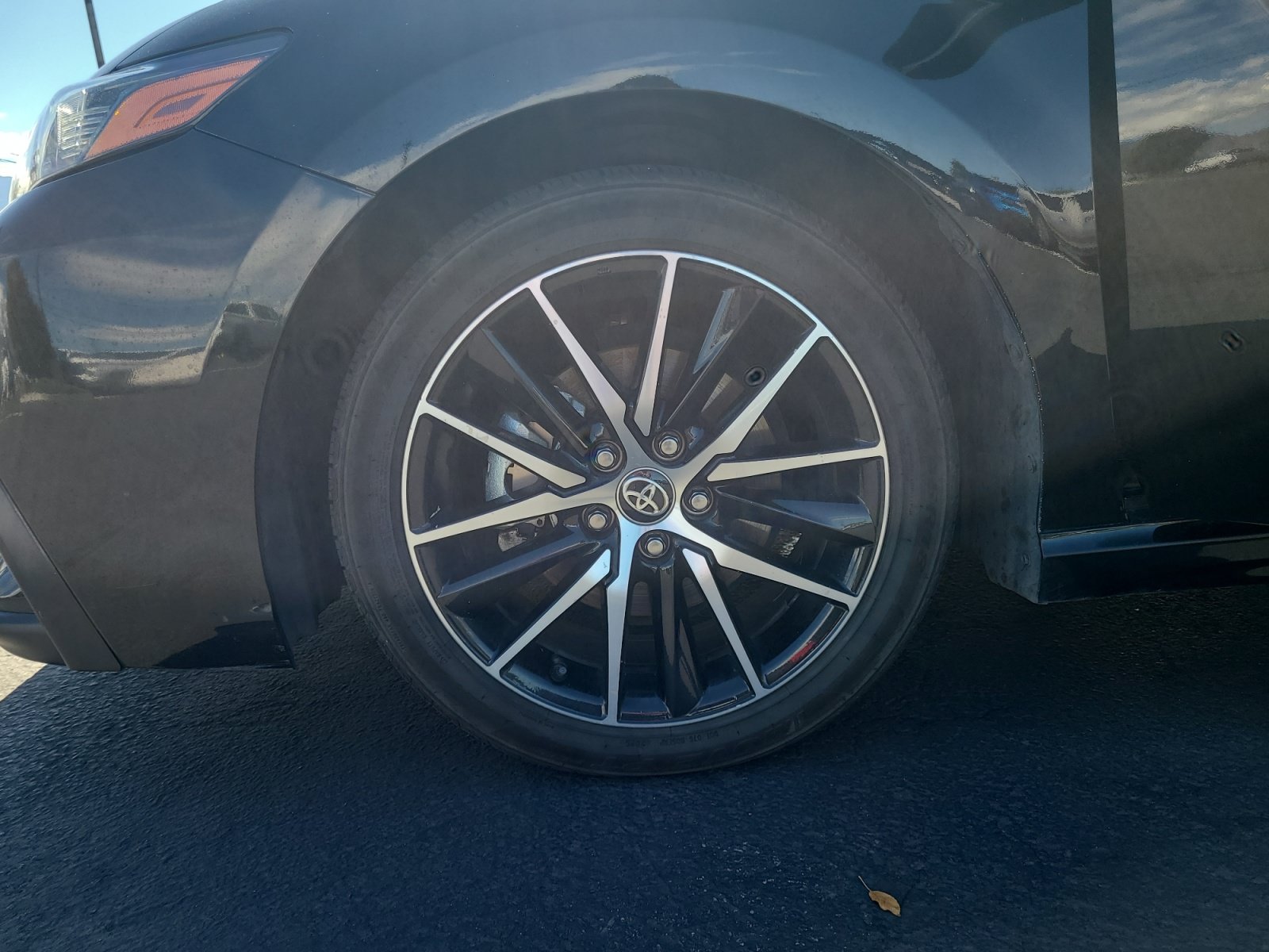 2024 Toyota Camry SE - Photo 27