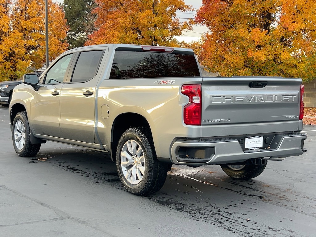 New 2026 Chevrolet Silverado 1500 Custom Truck