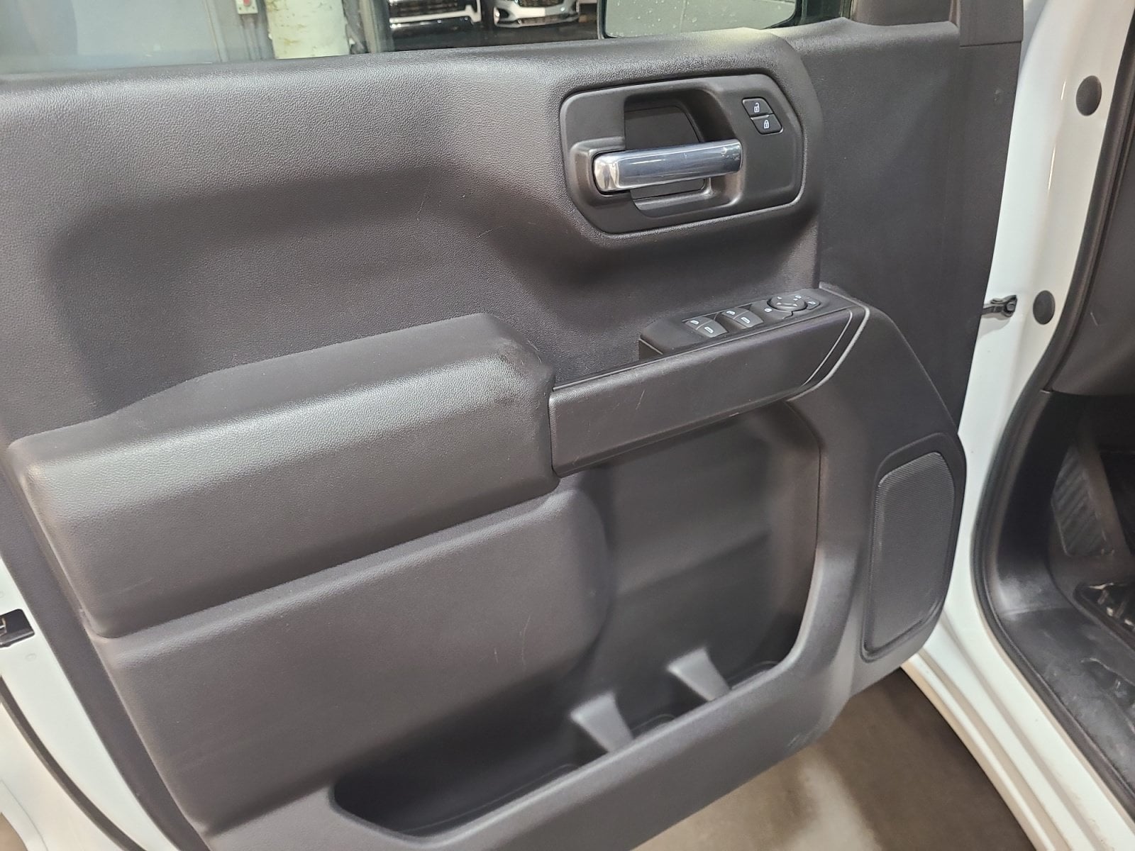 2023 Chevrolet Silverado 1500 Custom - Photo 13