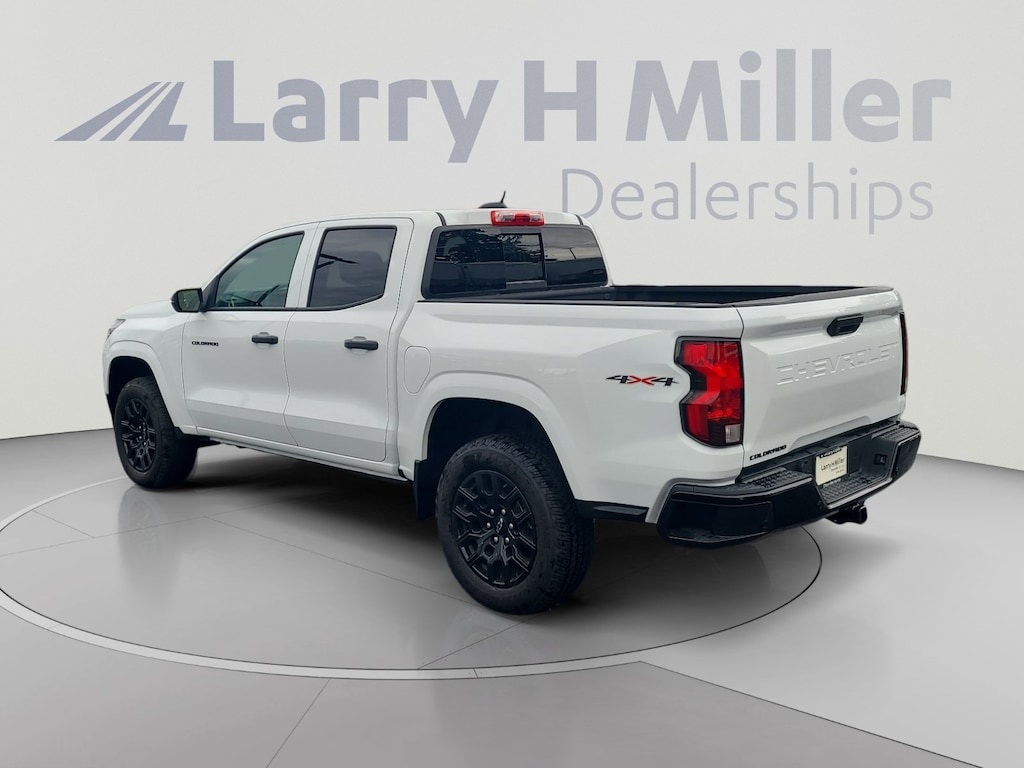 New 2025 Chevrolet Colorado WT/LT Truck