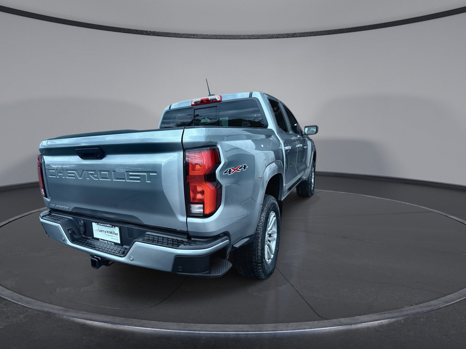 2026 Chevrolet Colorado LT - Photo 14