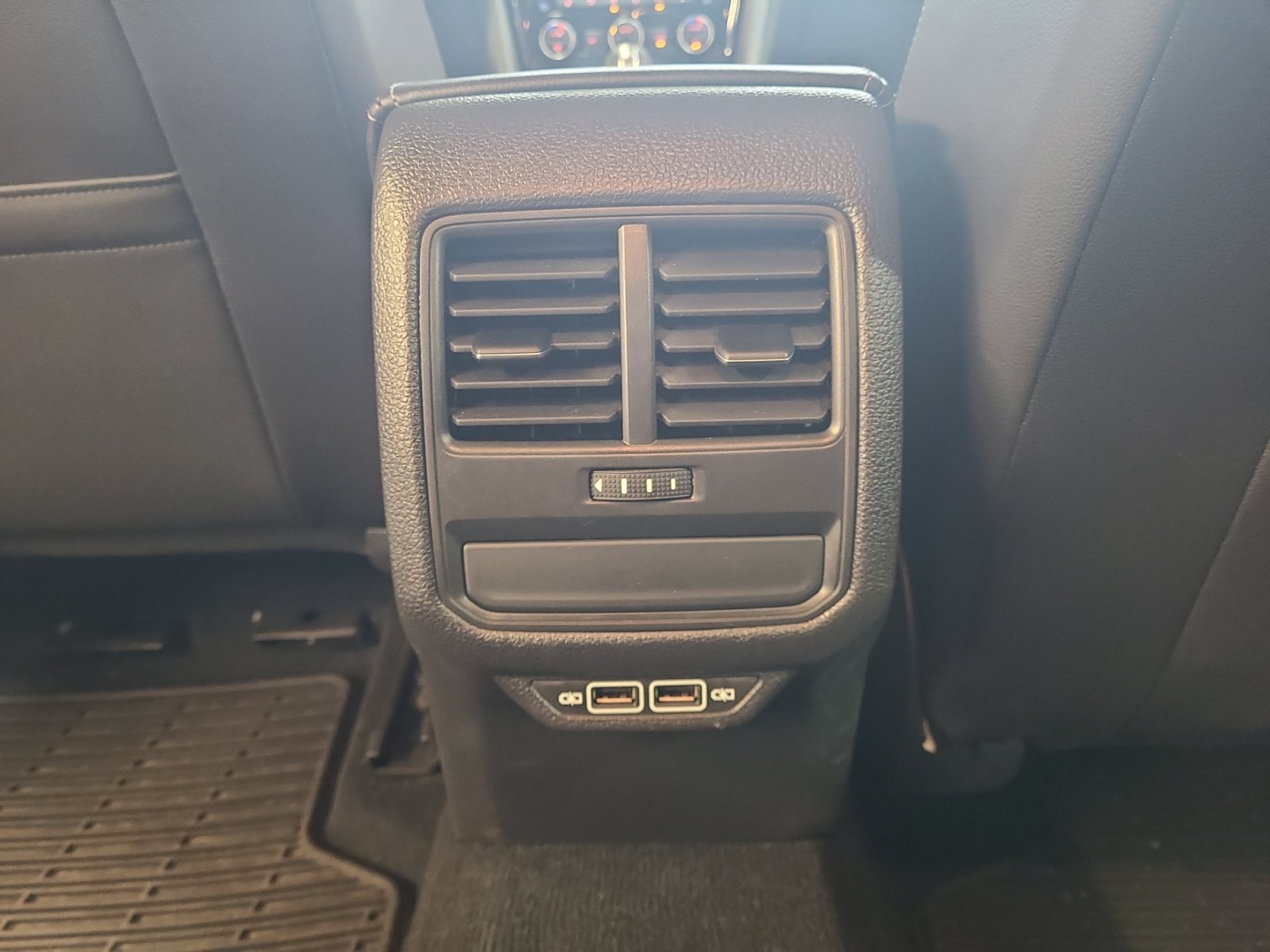 2020 Volkswagen Passat SE - Photo 33