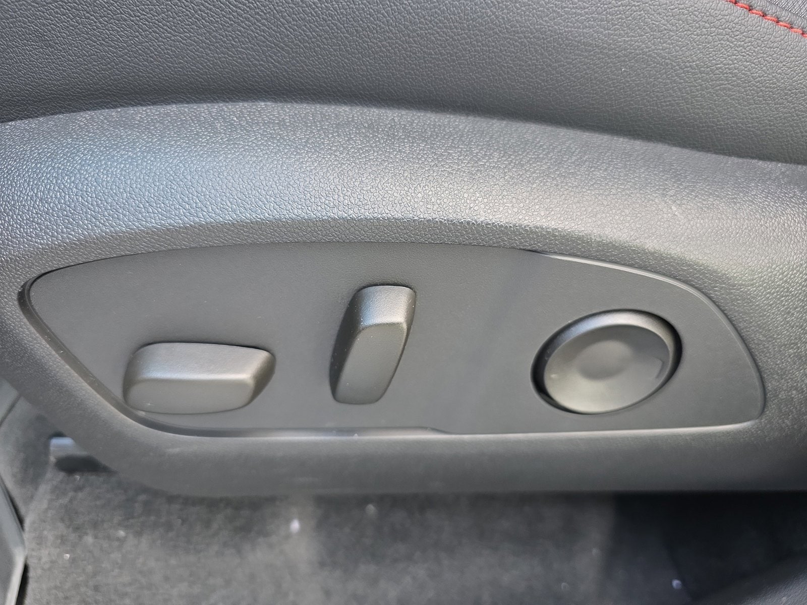 2026 Chevrolet Traverse Z71 - Photo 22