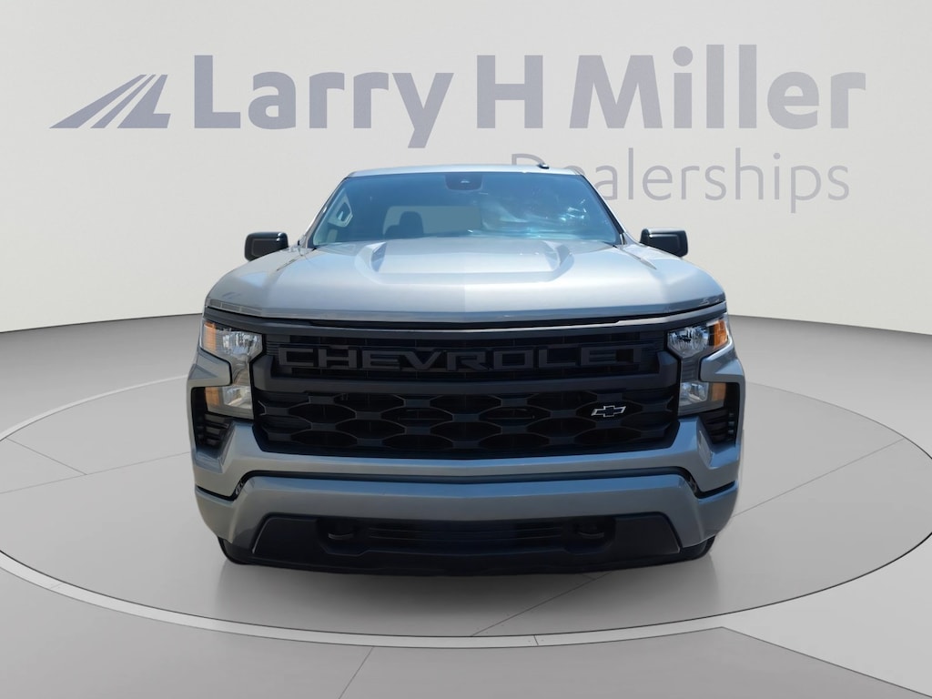 Used 2025 Chevrolet Silverado 1500 Custom Truck Crew Cab