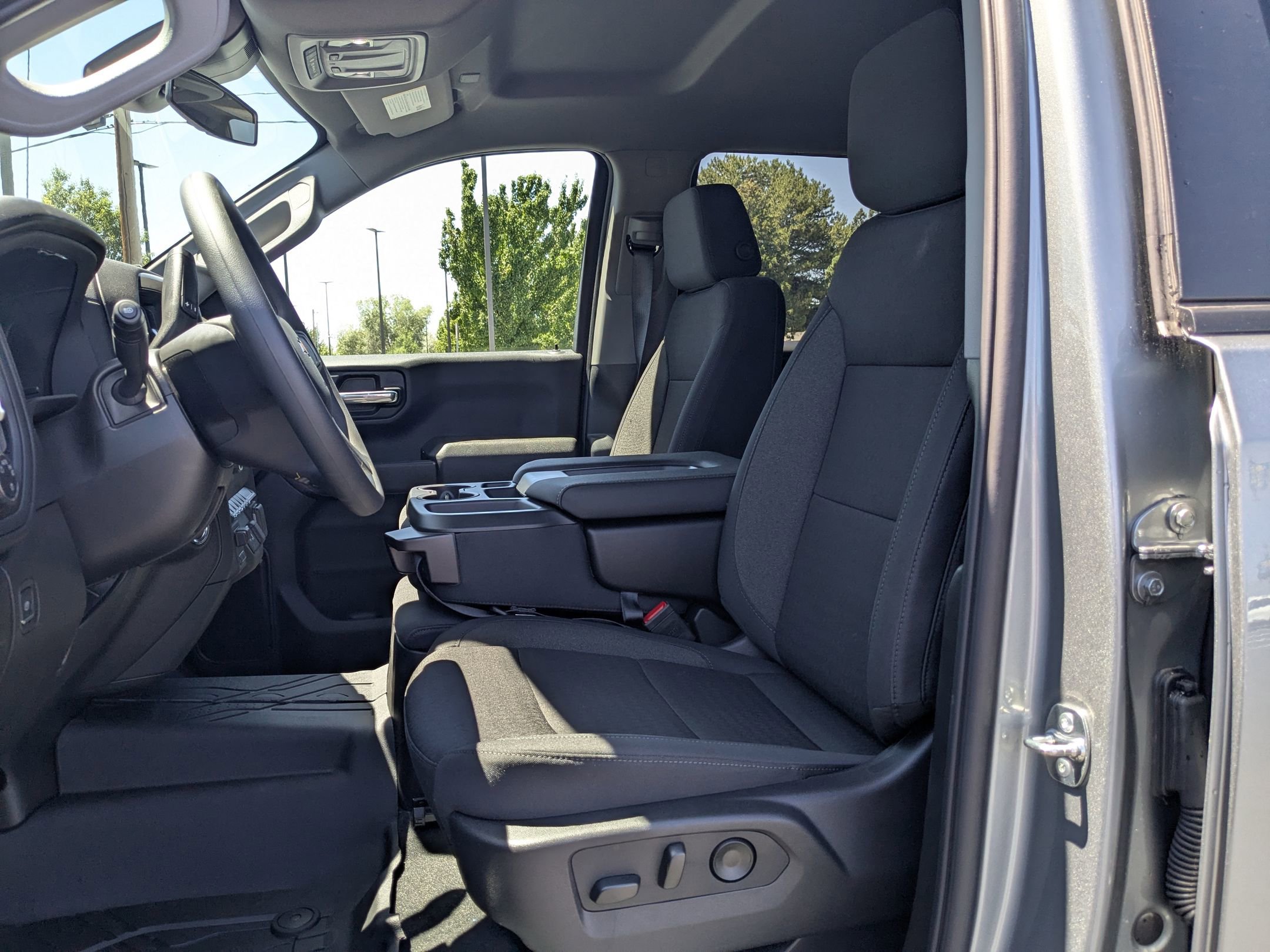 2025 Chevrolet Silverado 1500 Custom - Photo 16