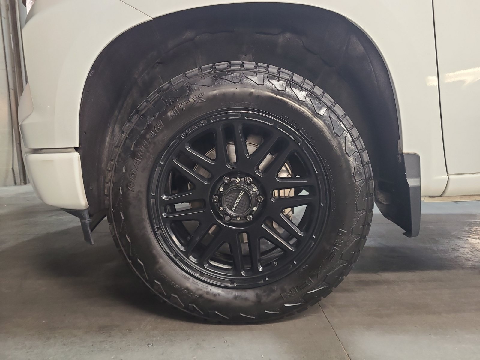 2023 Chevrolet Silverado 1500 Custom - Photo 26