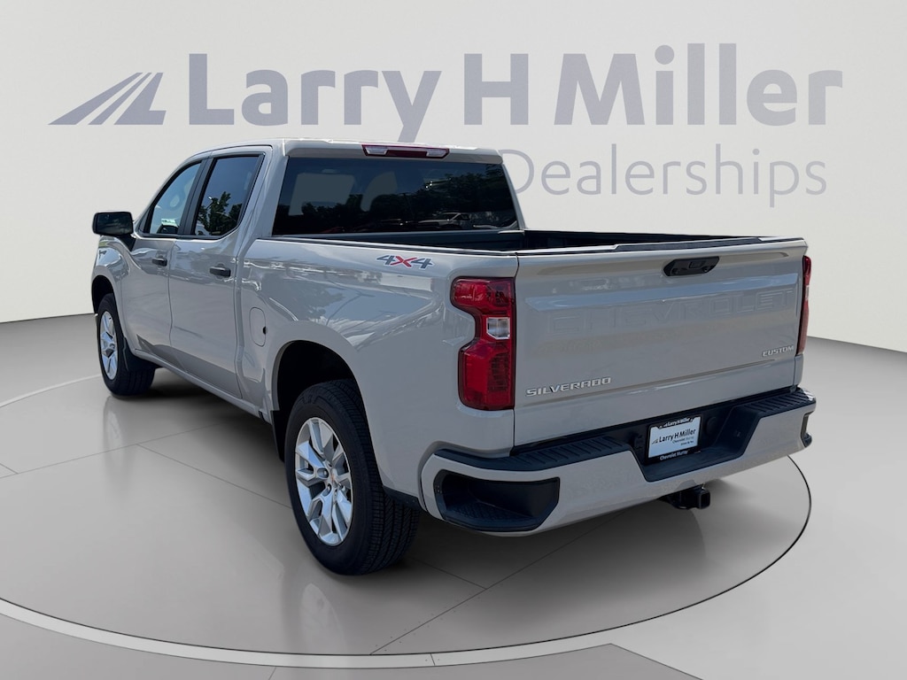 New 2026 Chevrolet Silverado 1500 Custom Truck