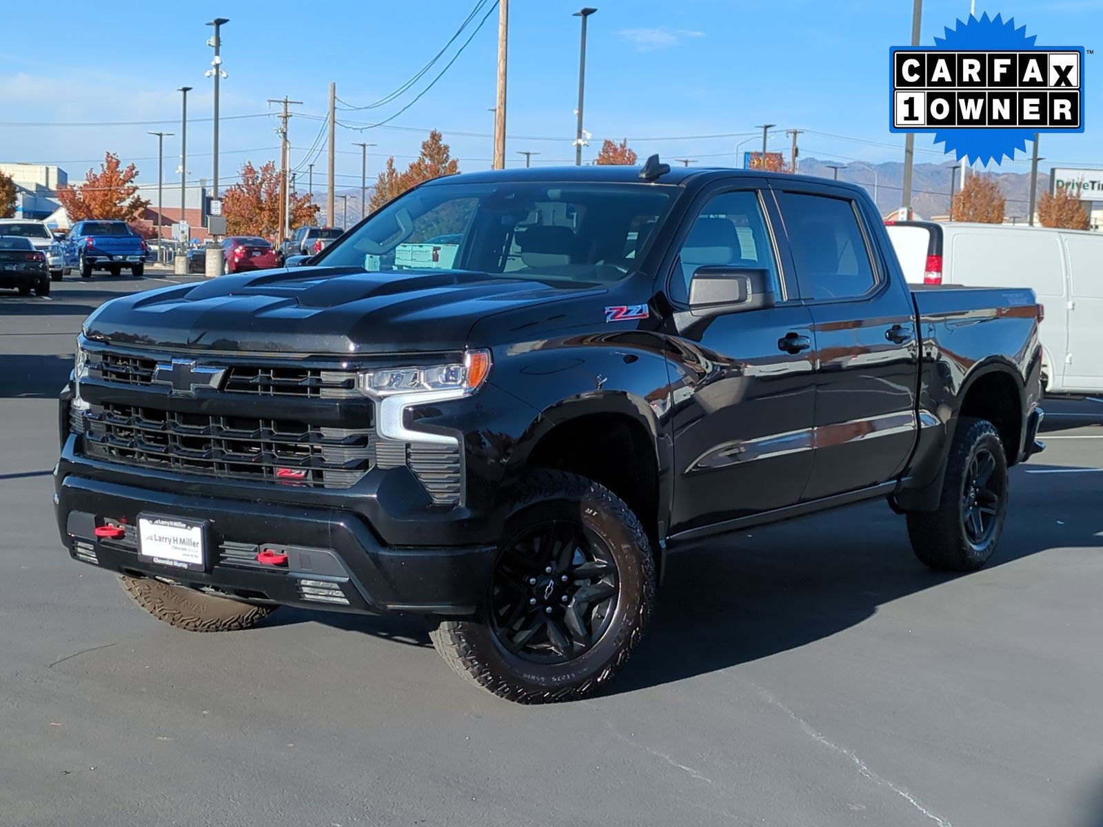 2023 Chevrolet Silverado 1500 LT Trail Boss photo 2