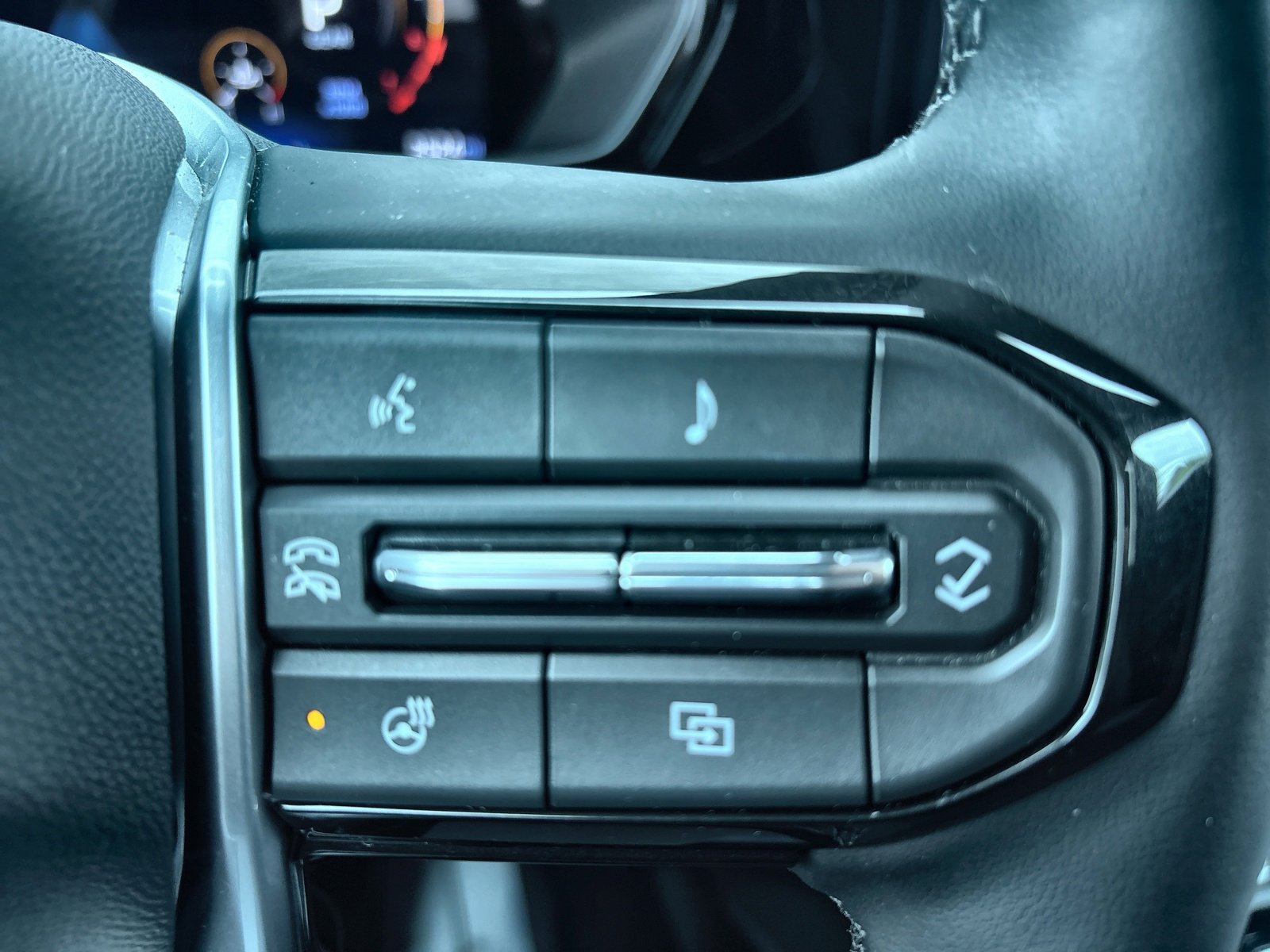 2026 Chevrolet Colorado LT - Photo 24