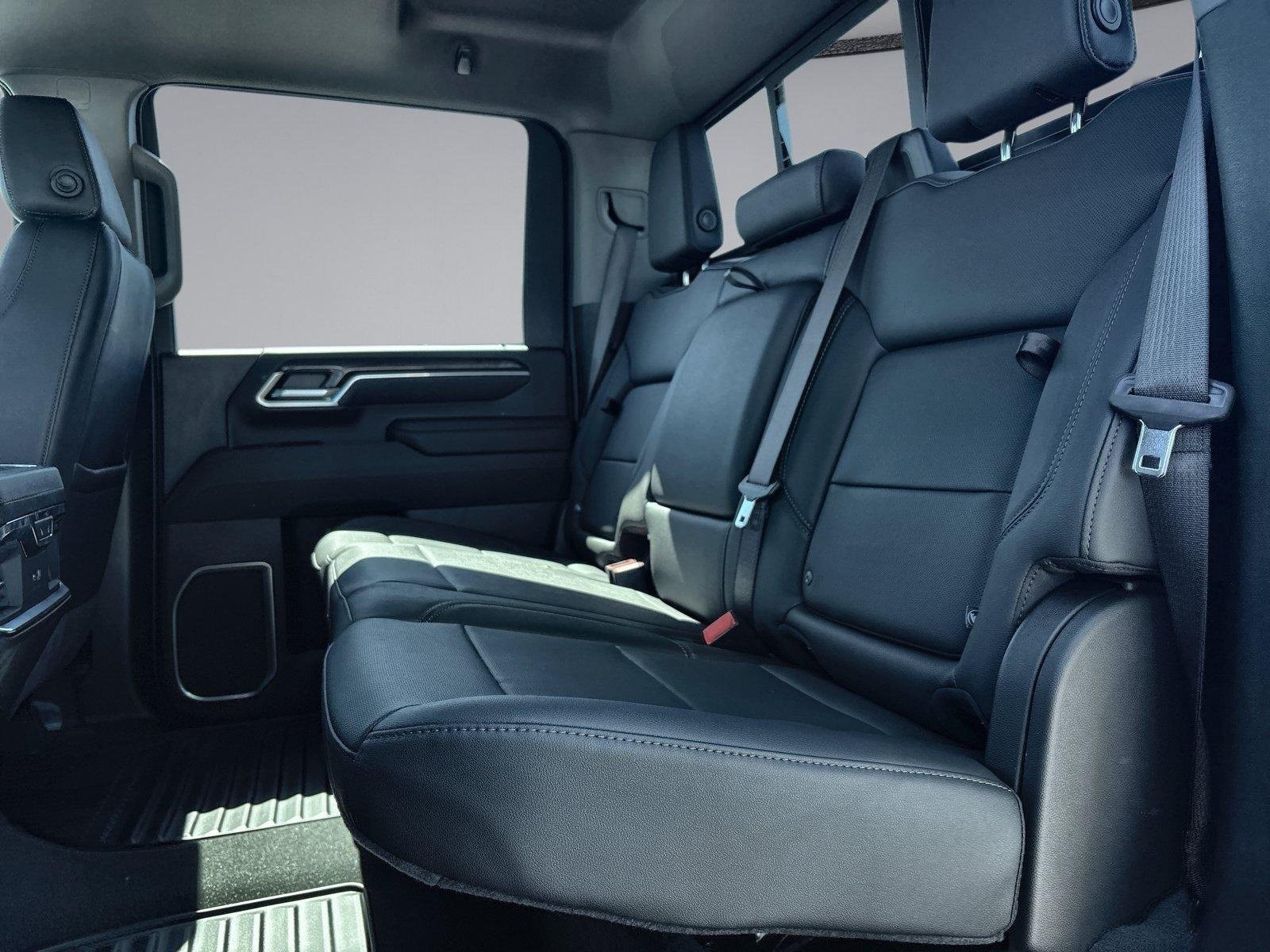 2026 Chevrolet Silverado 3500 HD LTZ - Photo 35