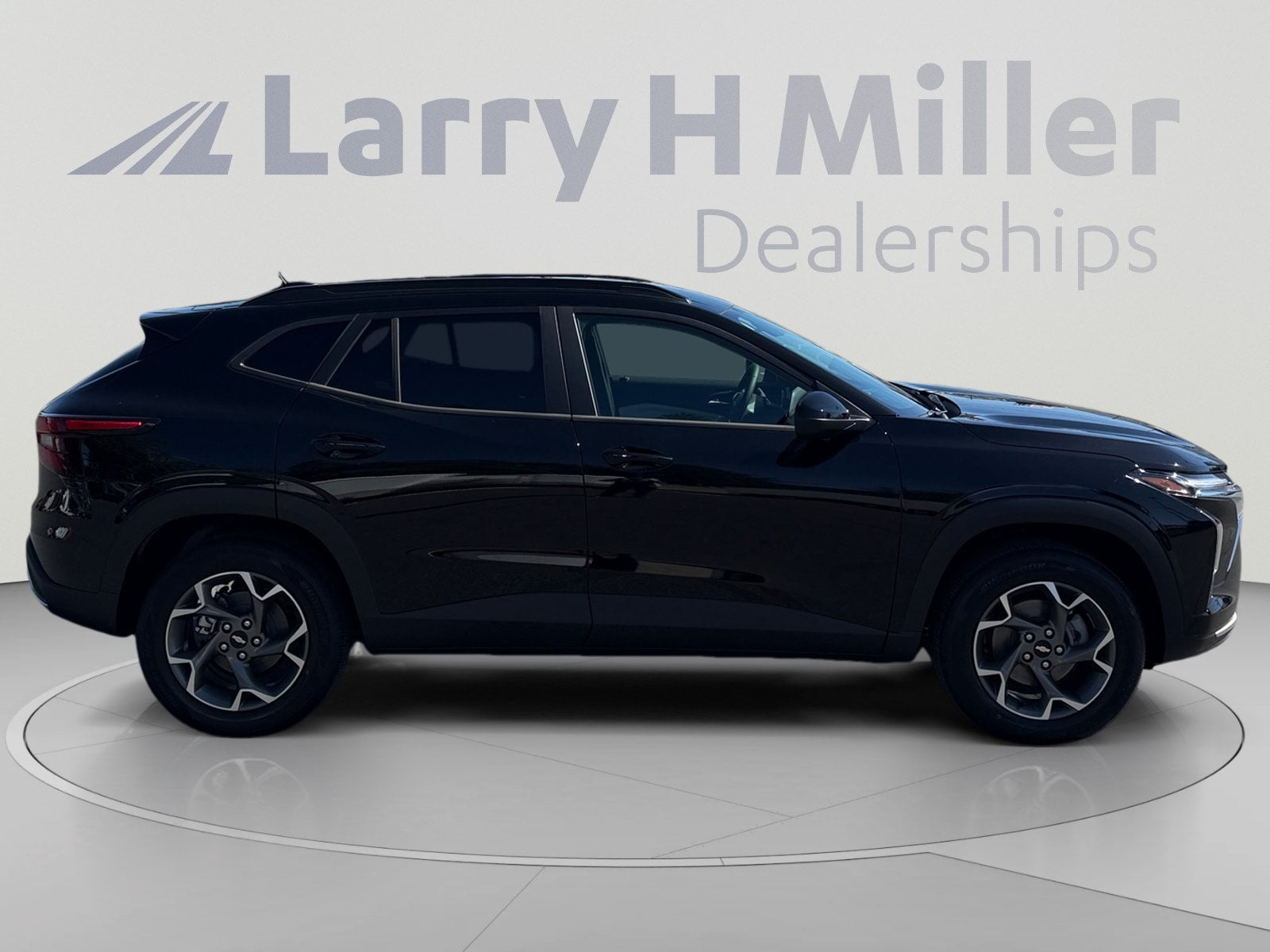 2026 Chevrolet Trax LT - Photo 7