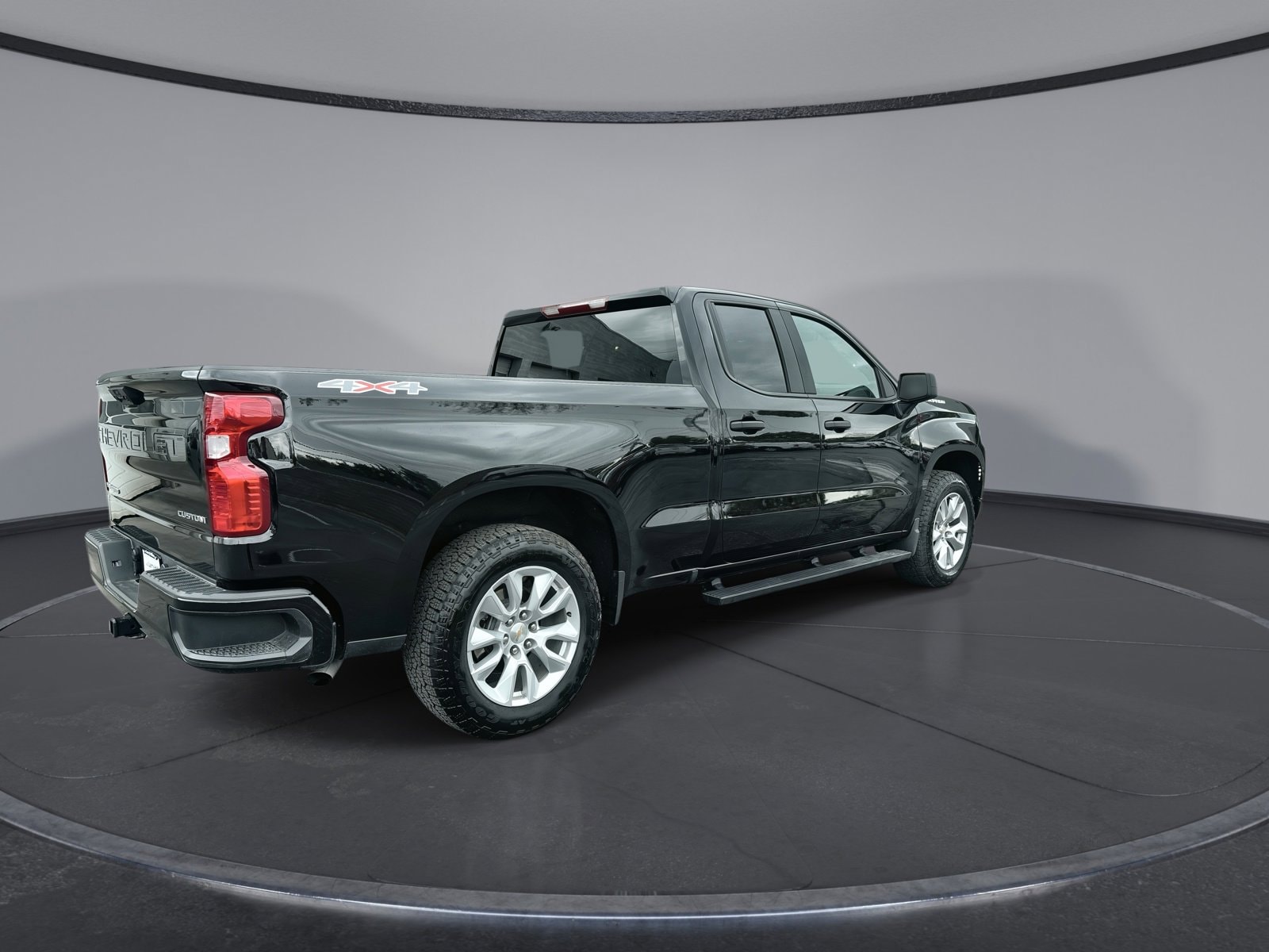 2026 Chevrolet Silverado 1500 Custom - Photo 9