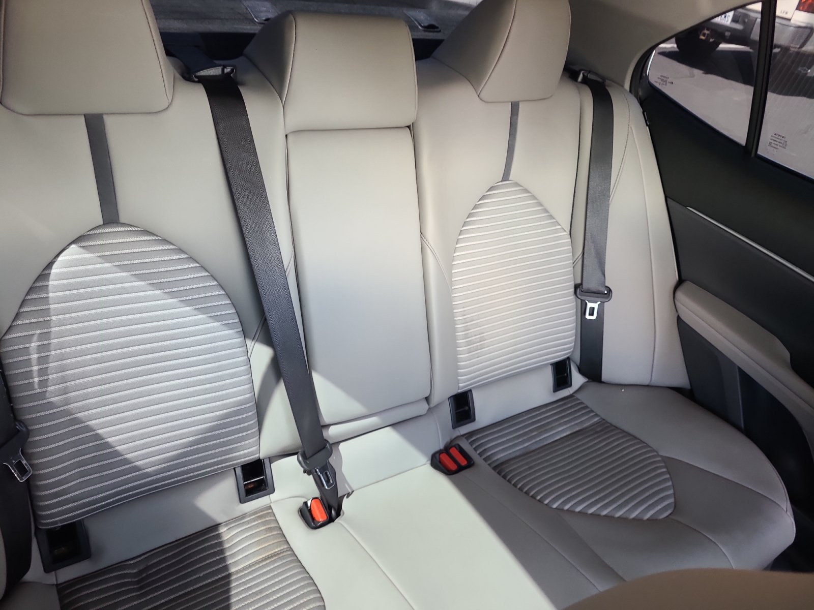 2024 Toyota Camry SE - Photo 19