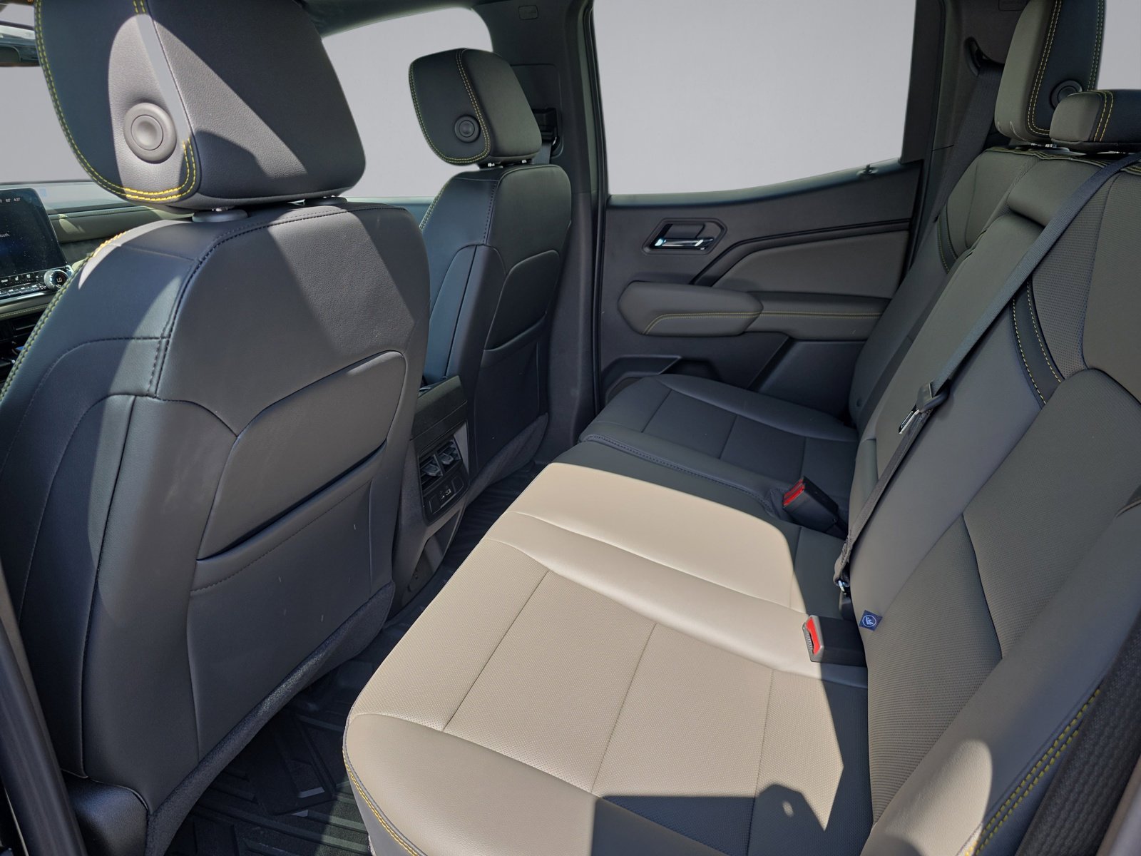 2026 Chevrolet Colorado ZR2 - Photo 34