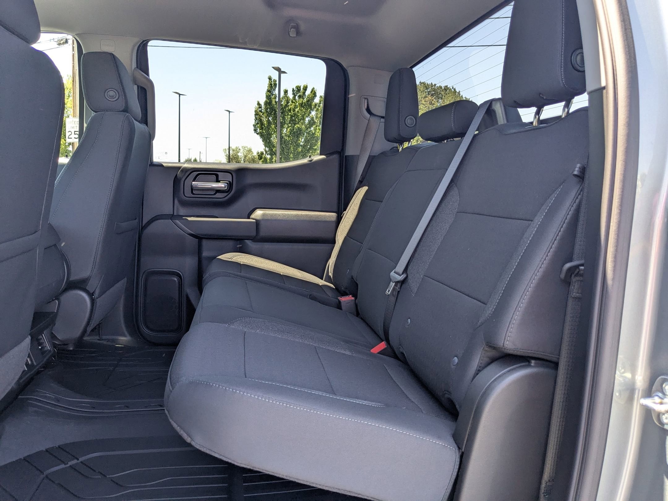 2025 Chevrolet Silverado 1500 Custom - Photo 18