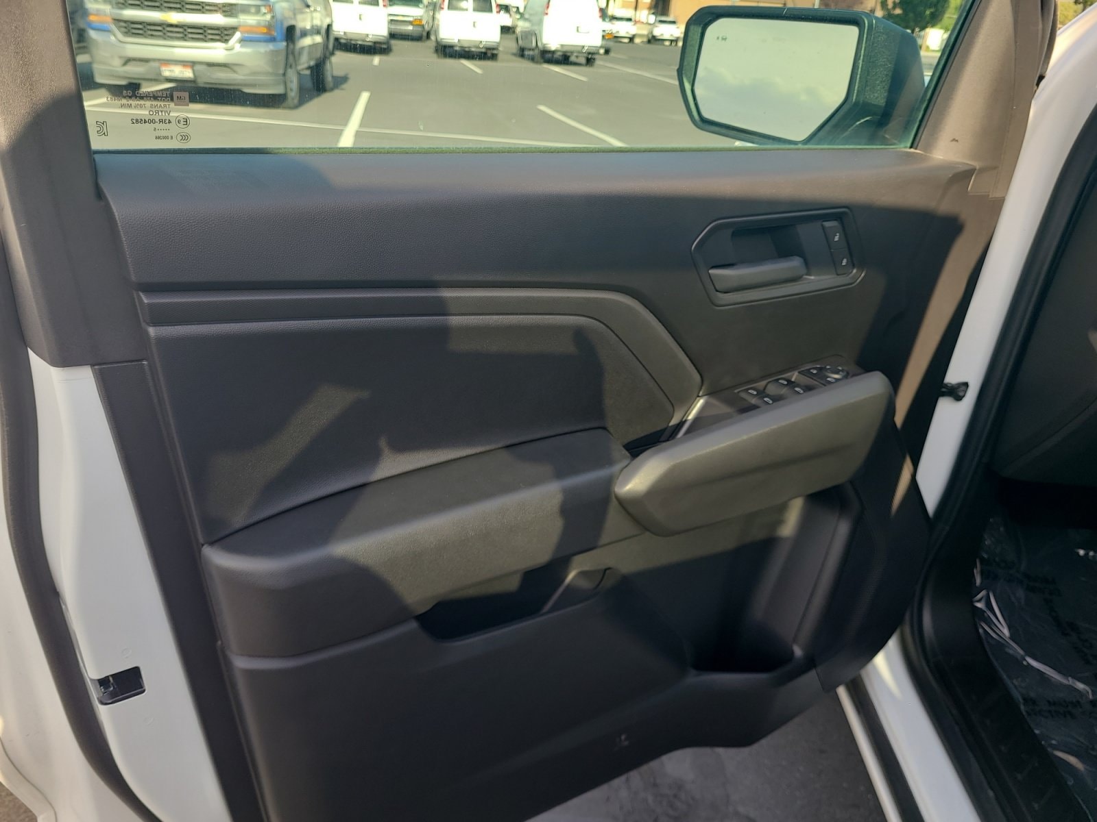 2025 Chevrolet Colorado Work Truck - Photo 14