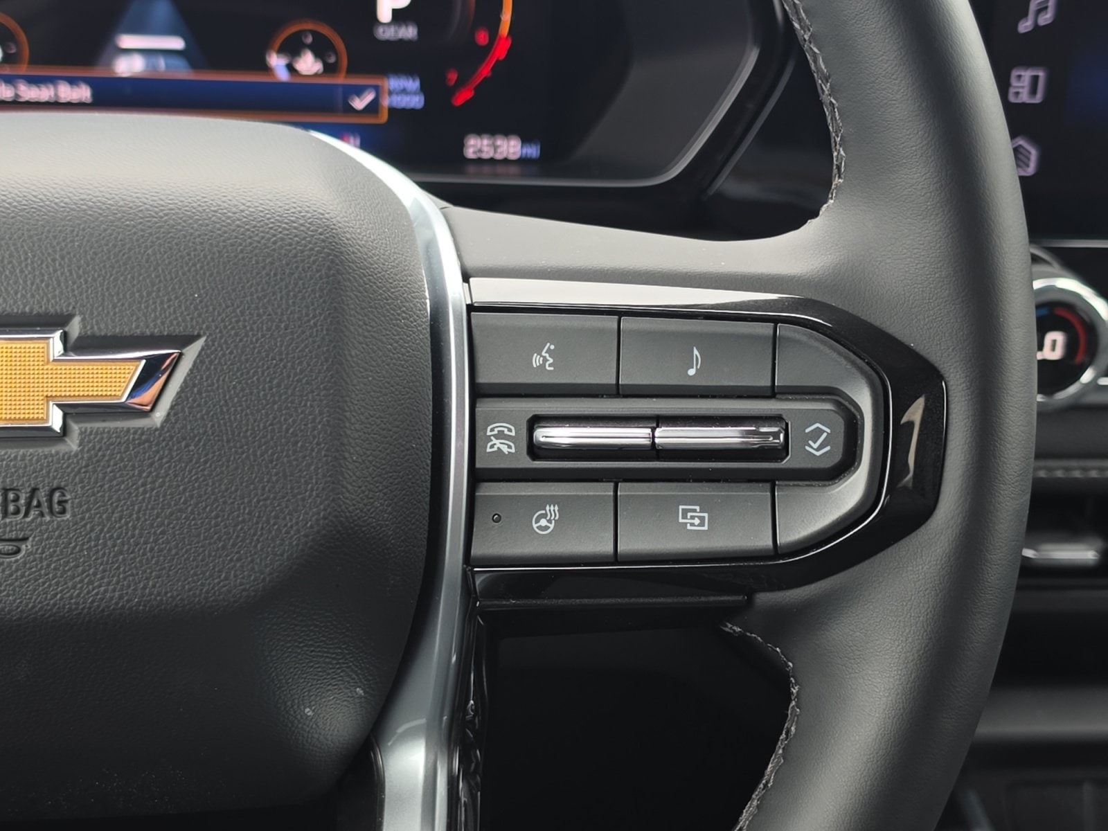 2026 Chevrolet Colorado LT - Photo 15