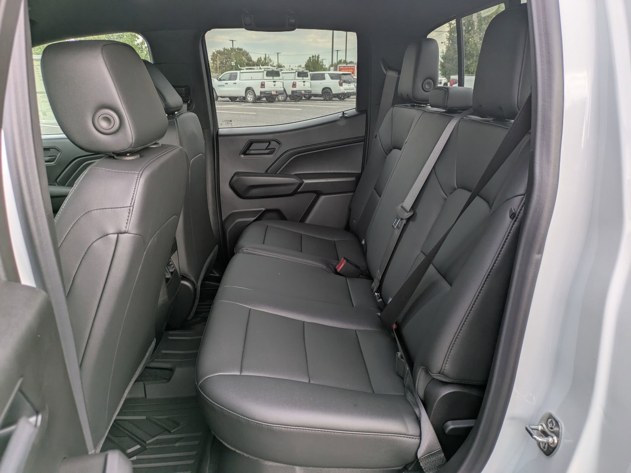 2026 Chevrolet Colorado Trail Boss - Photo 13