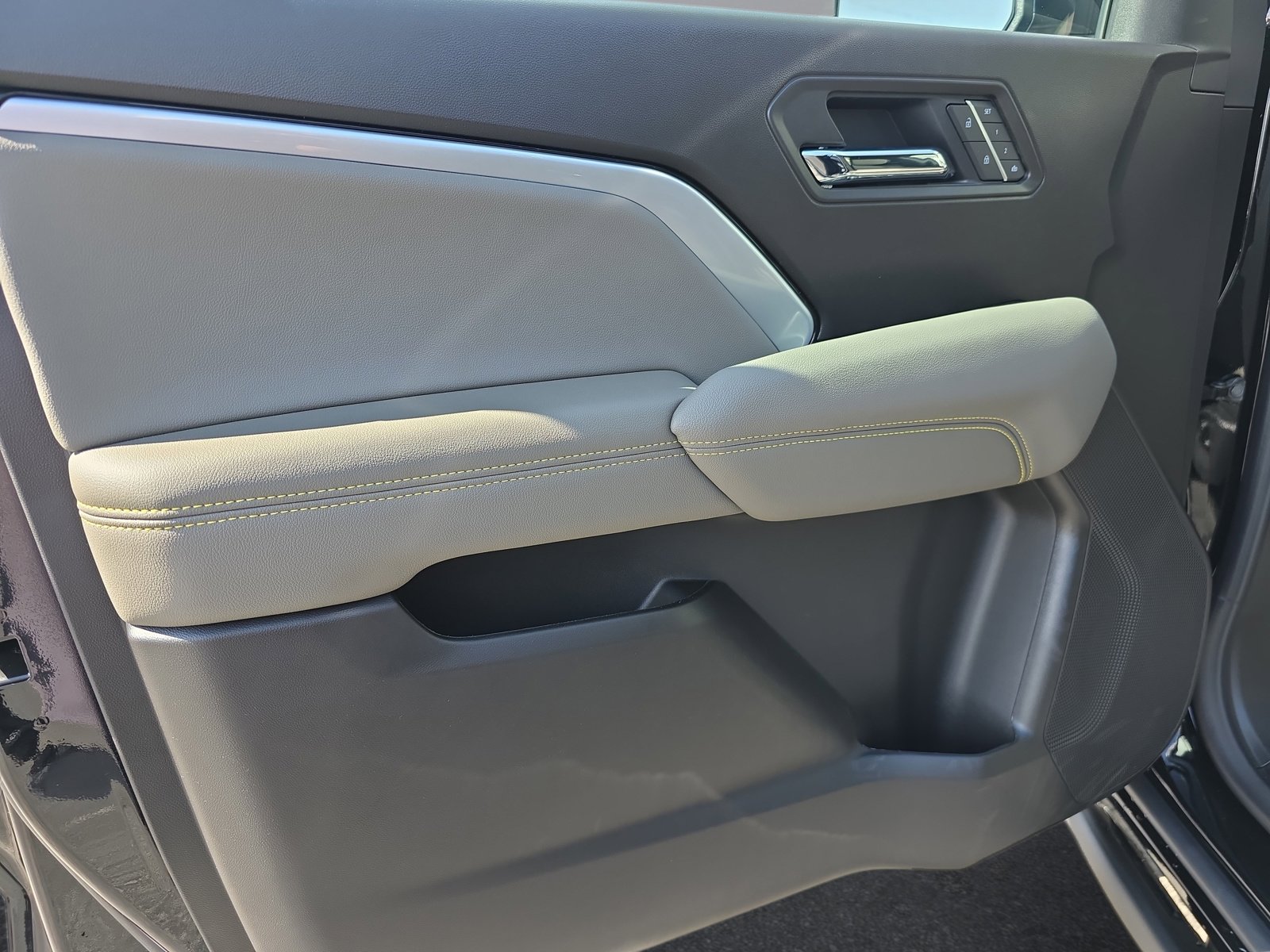 2026 Chevrolet Colorado ZR2 - Photo 24