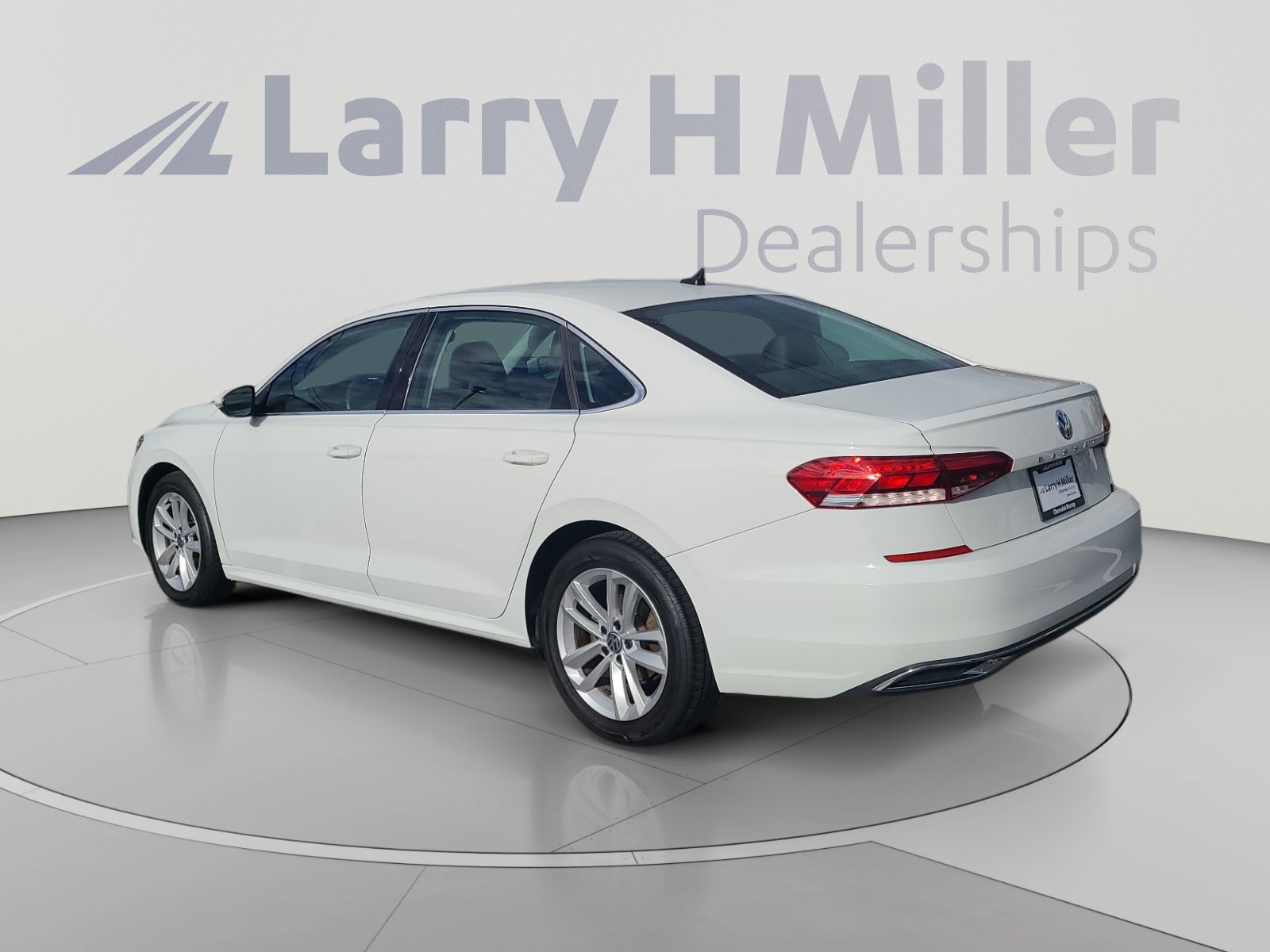 Used 2020 Volkswagen Passat 2.0T SE Sedan