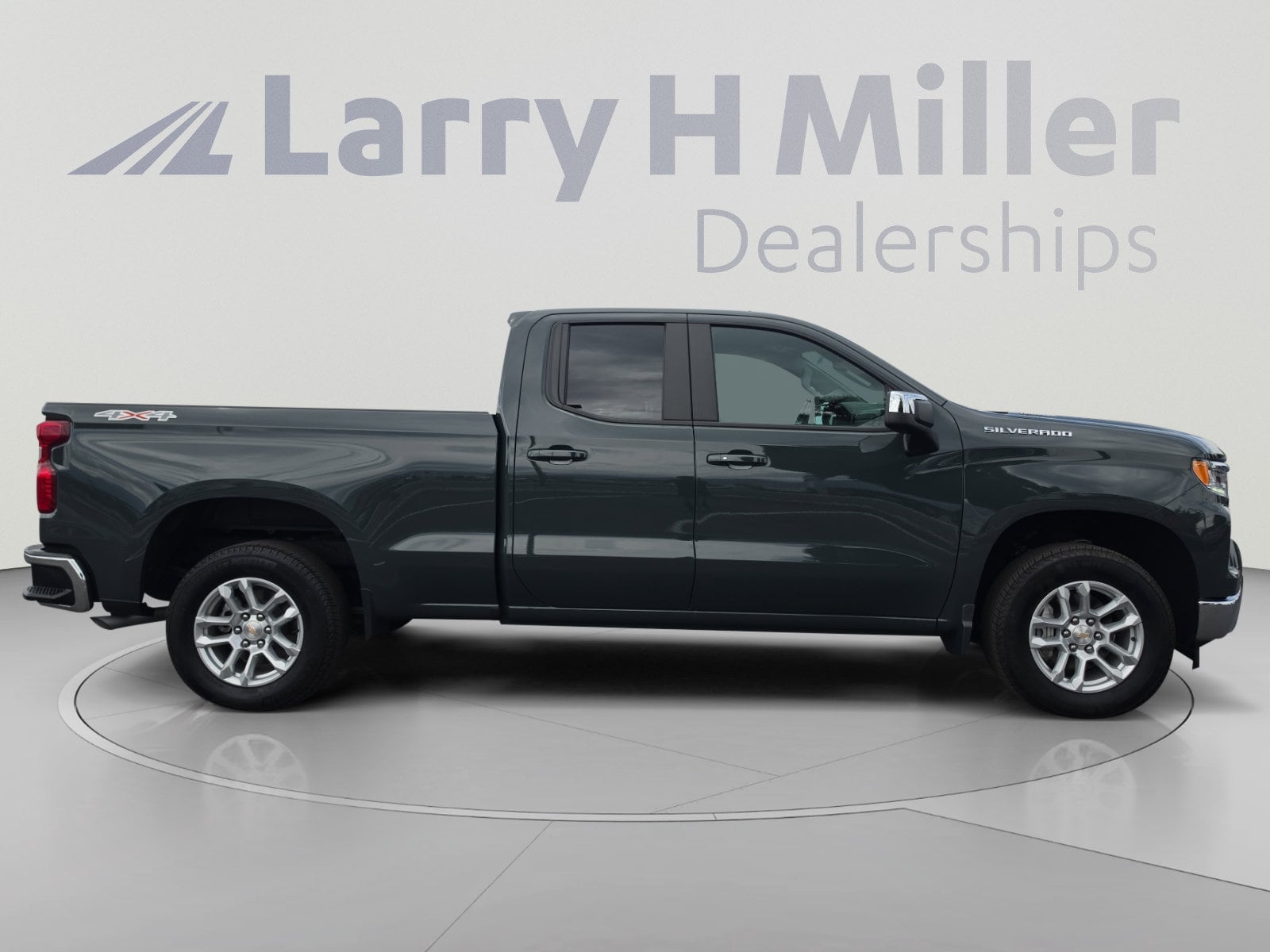 2026 Chevrolet Silverado 1500 LT - Photo 7