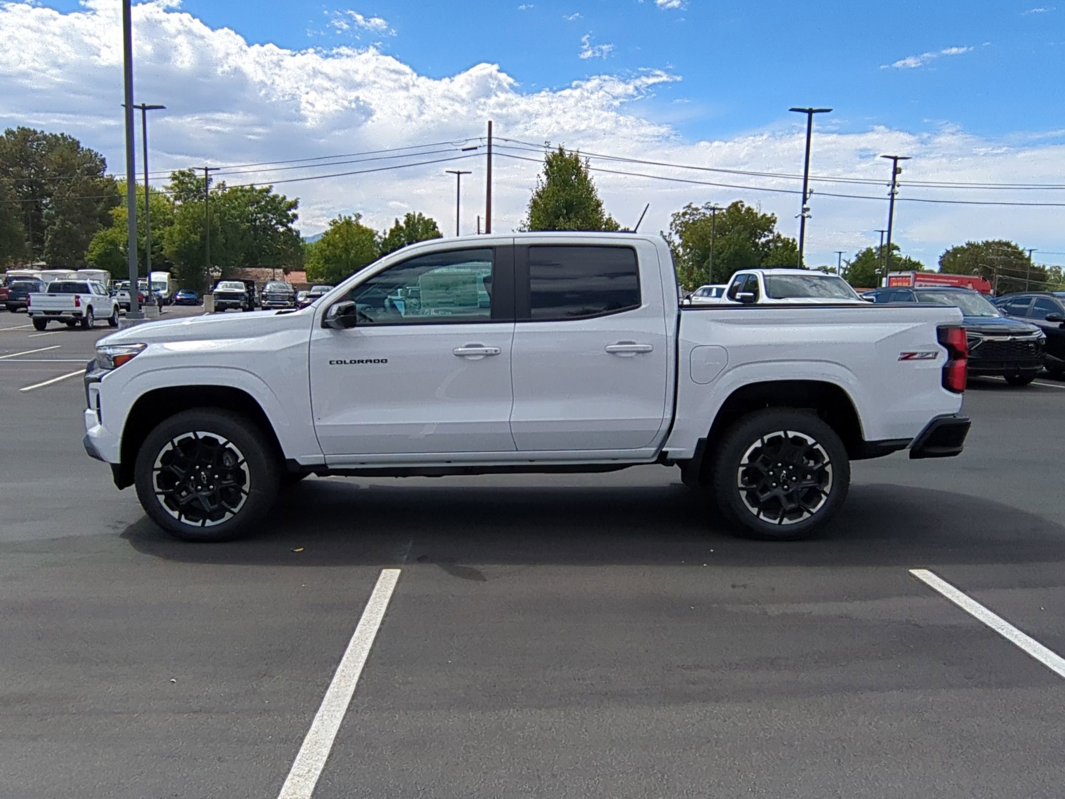 2026 Chevrolet Colorado Z71 photo 3