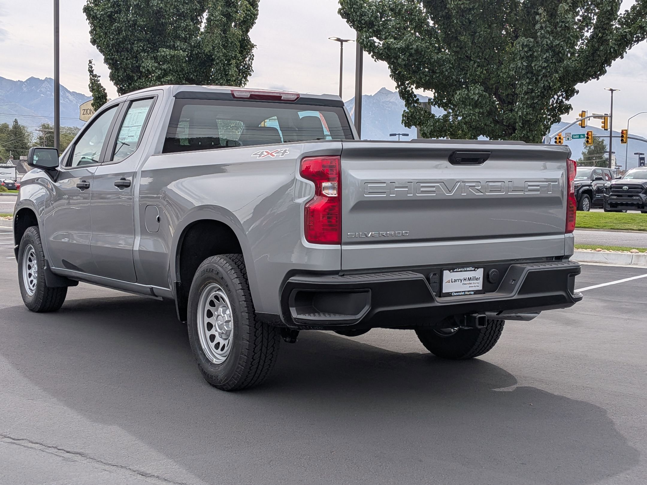 2026 Chevrolet Silverado Work Truck photo 4