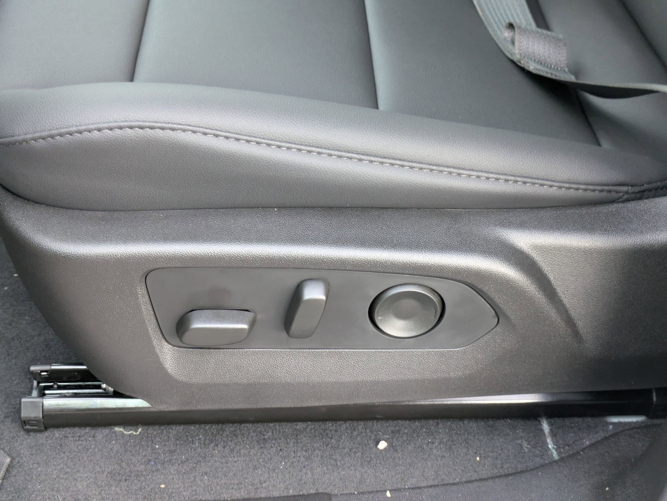2026 Chevrolet Colorado Trail Boss - Photo 15