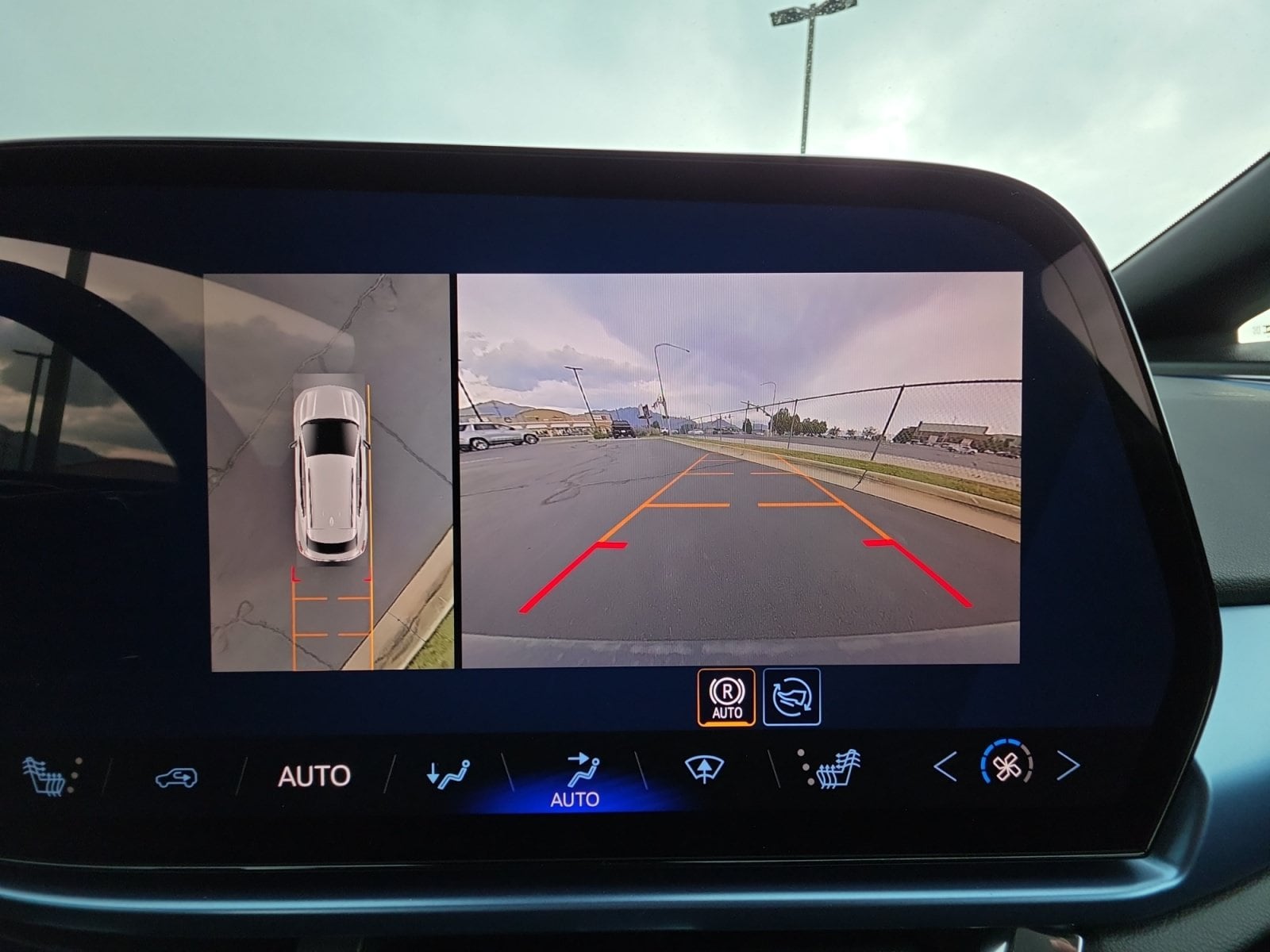 2026 Chevrolet Equinox EV 2LT - Photo 24