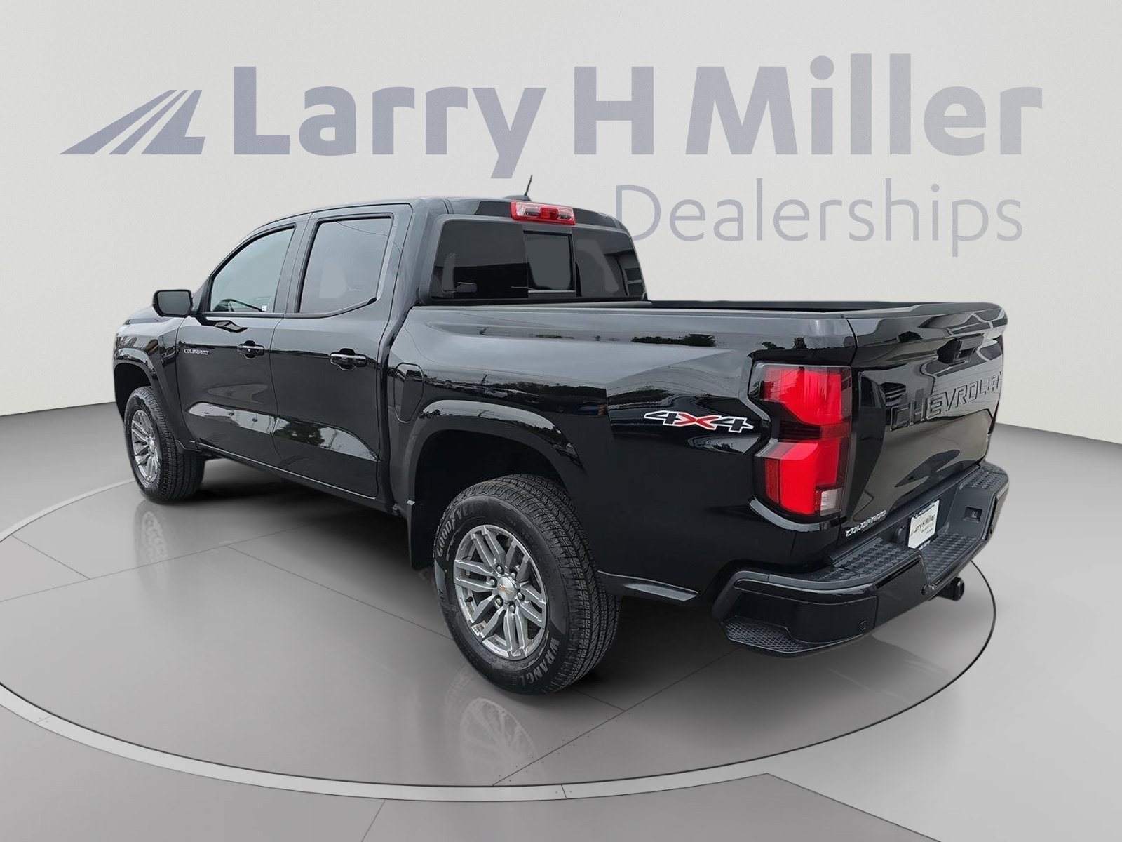 2026 Chevrolet Colorado LT - Photo 7
