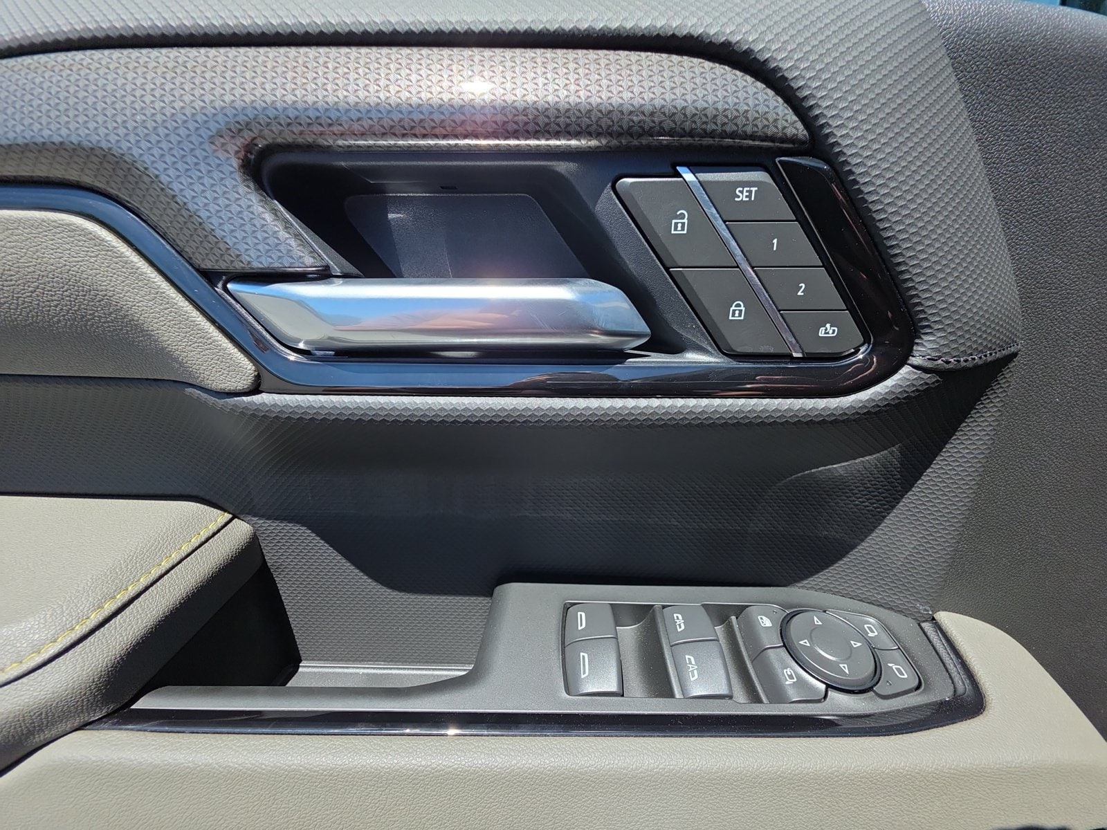 2026 Chevrolet Silverado 1500 ZR2 - Photo 24