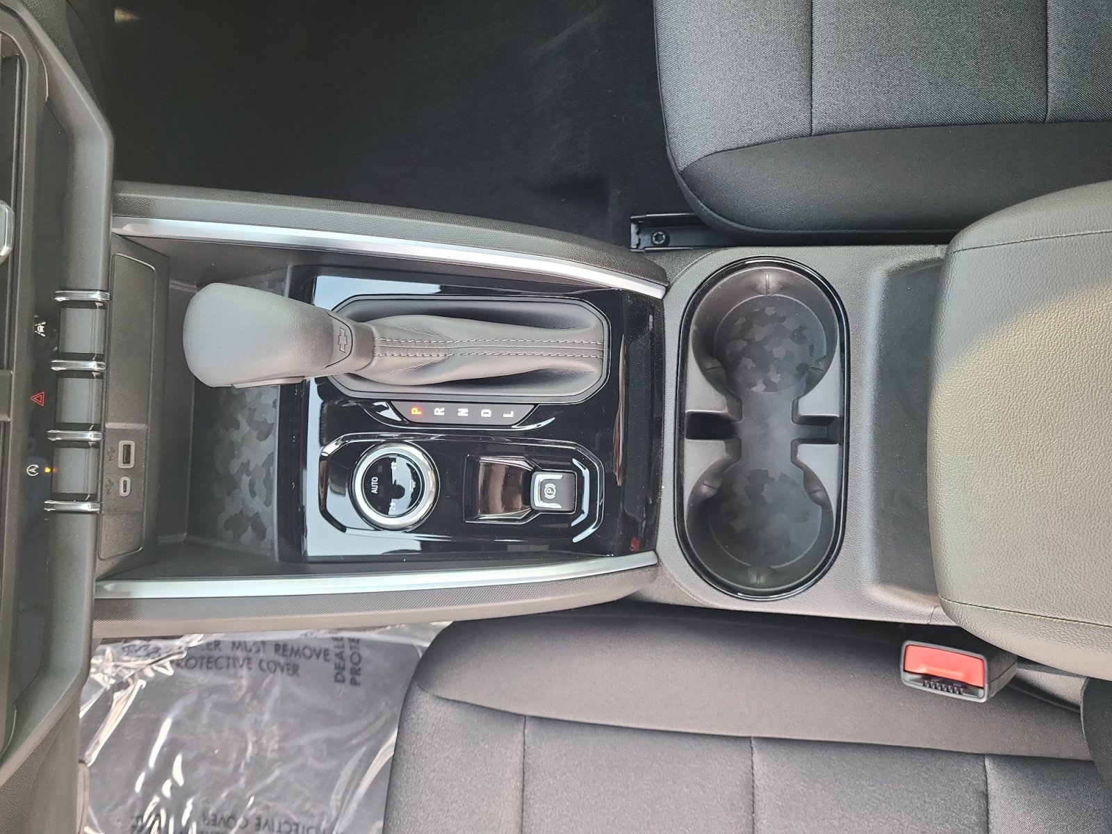 2025 Chevrolet Colorado Work Truck - Photo 16