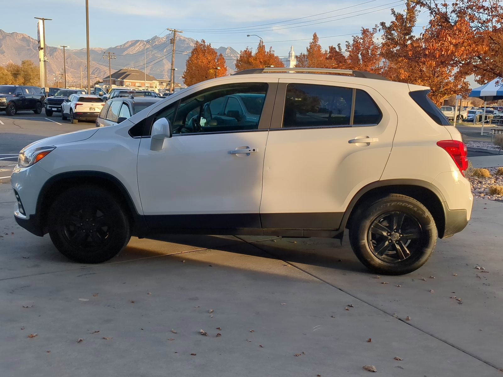 2020 Chevrolet Trax LT photo 3