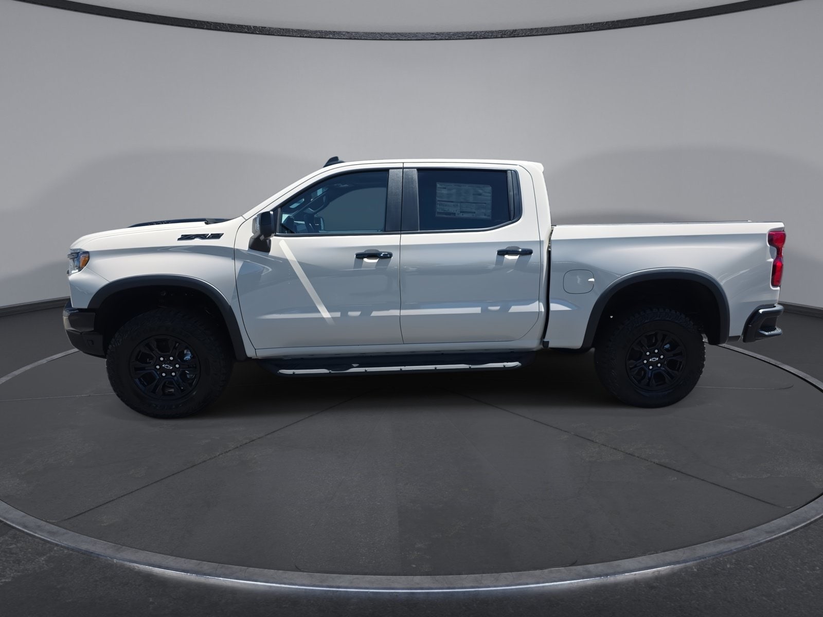 2026 Chevrolet Silverado 1500 ZR2 - Photo 11