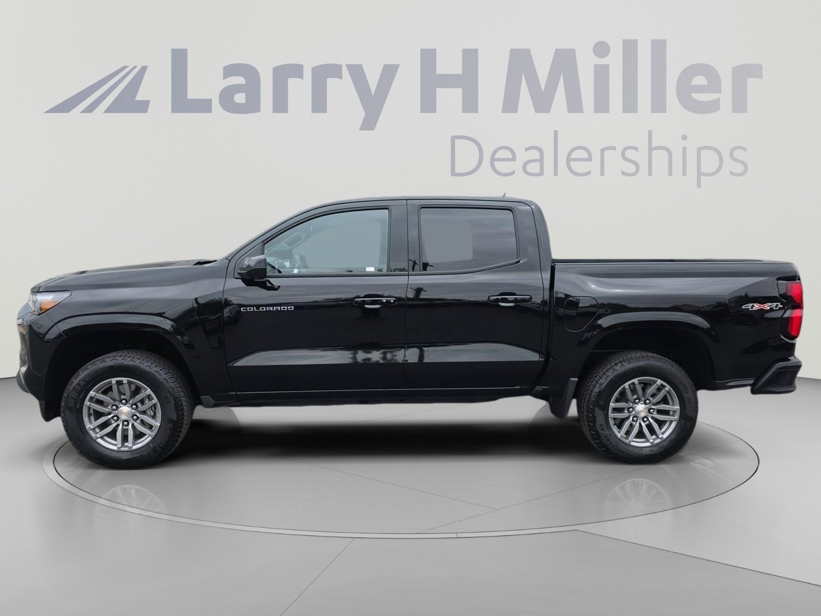 2026 Chevrolet Colorado LT - Photo 6
