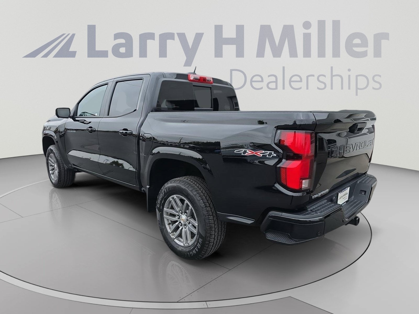 2026 Chevrolet Colorado LT - Photo 12