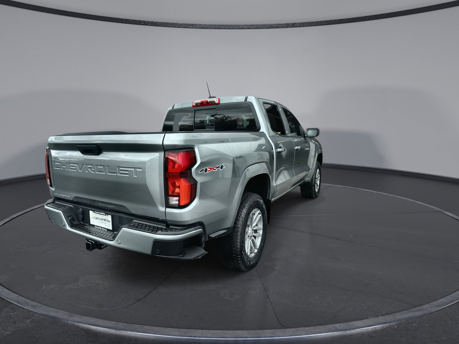 2026 Chevrolet Colorado LT - Photo 8