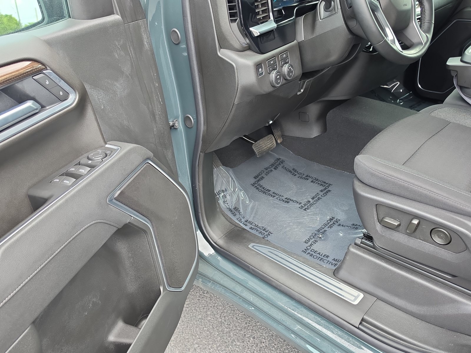 2026 Chevrolet Silverado 1500 LT - Photo 12