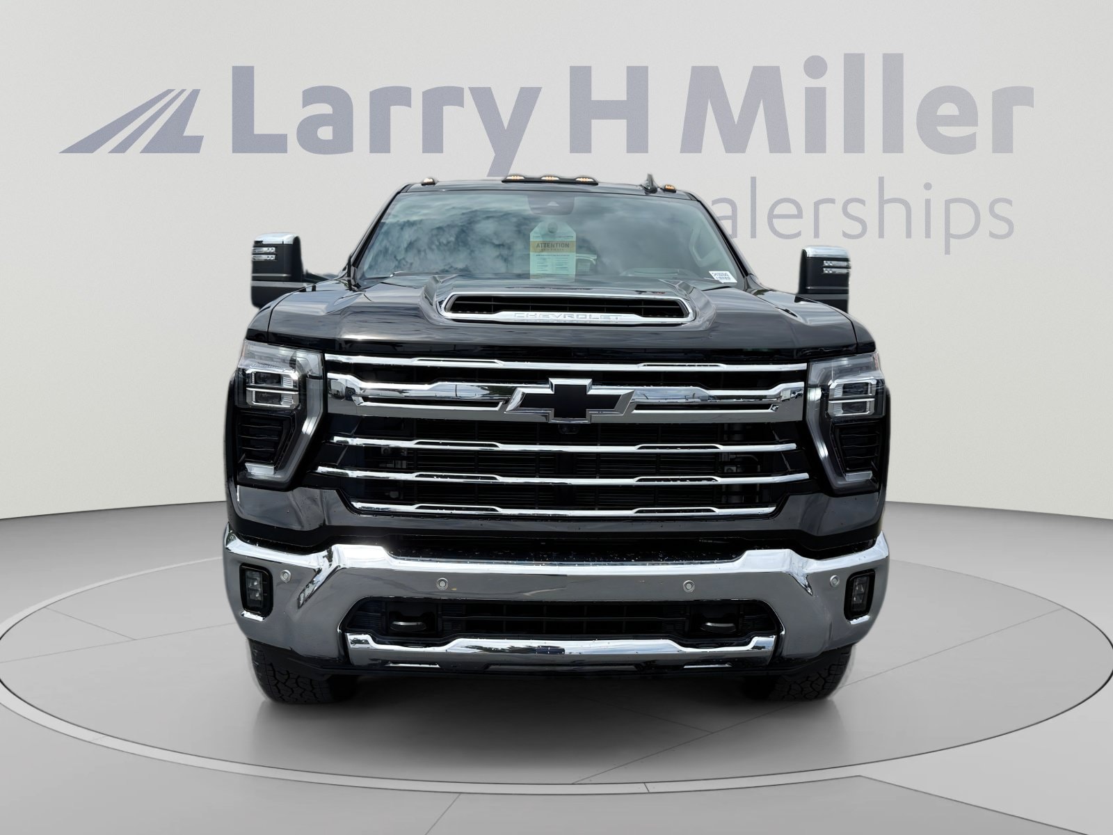 2026 Chevrolet Silverado 3500 HD LTZ - Photo 9