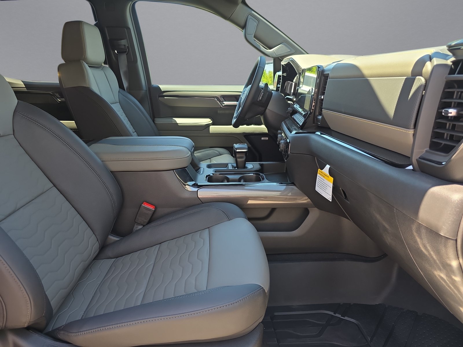 2026 Chevrolet Silverado 1500 ZR2 - Photo 37