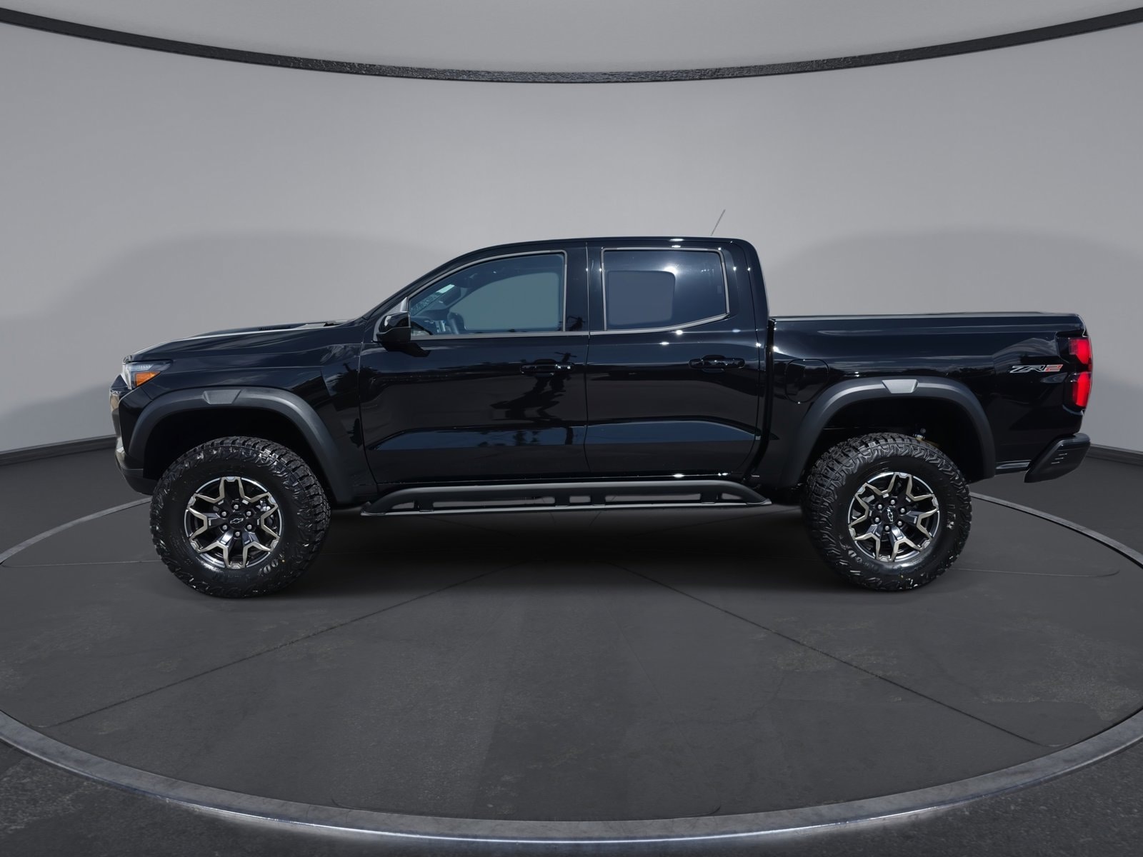 2026 Chevrolet Colorado ZR2 - Photo 11