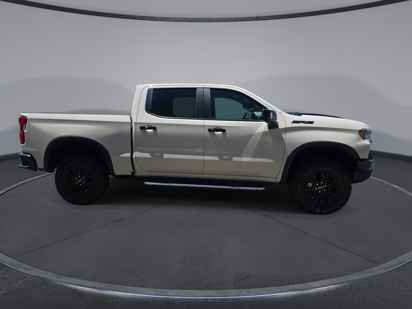 2026 Chevrolet Silverado 1500 ZR2 - Photo 10