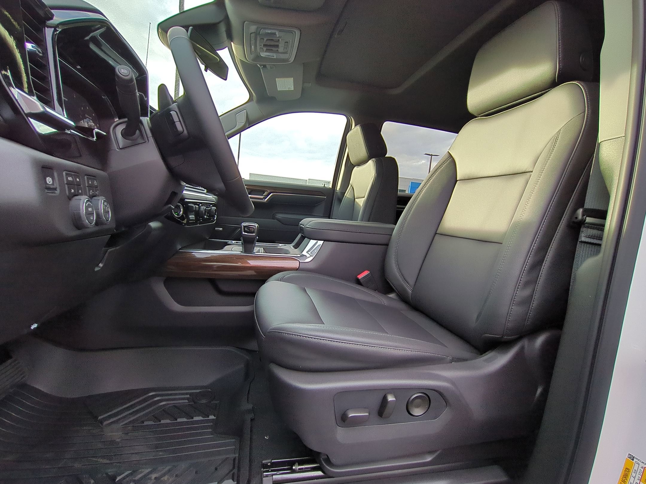 2026 Chevrolet Silverado 1500 LT Trail Boss - Photo 18
