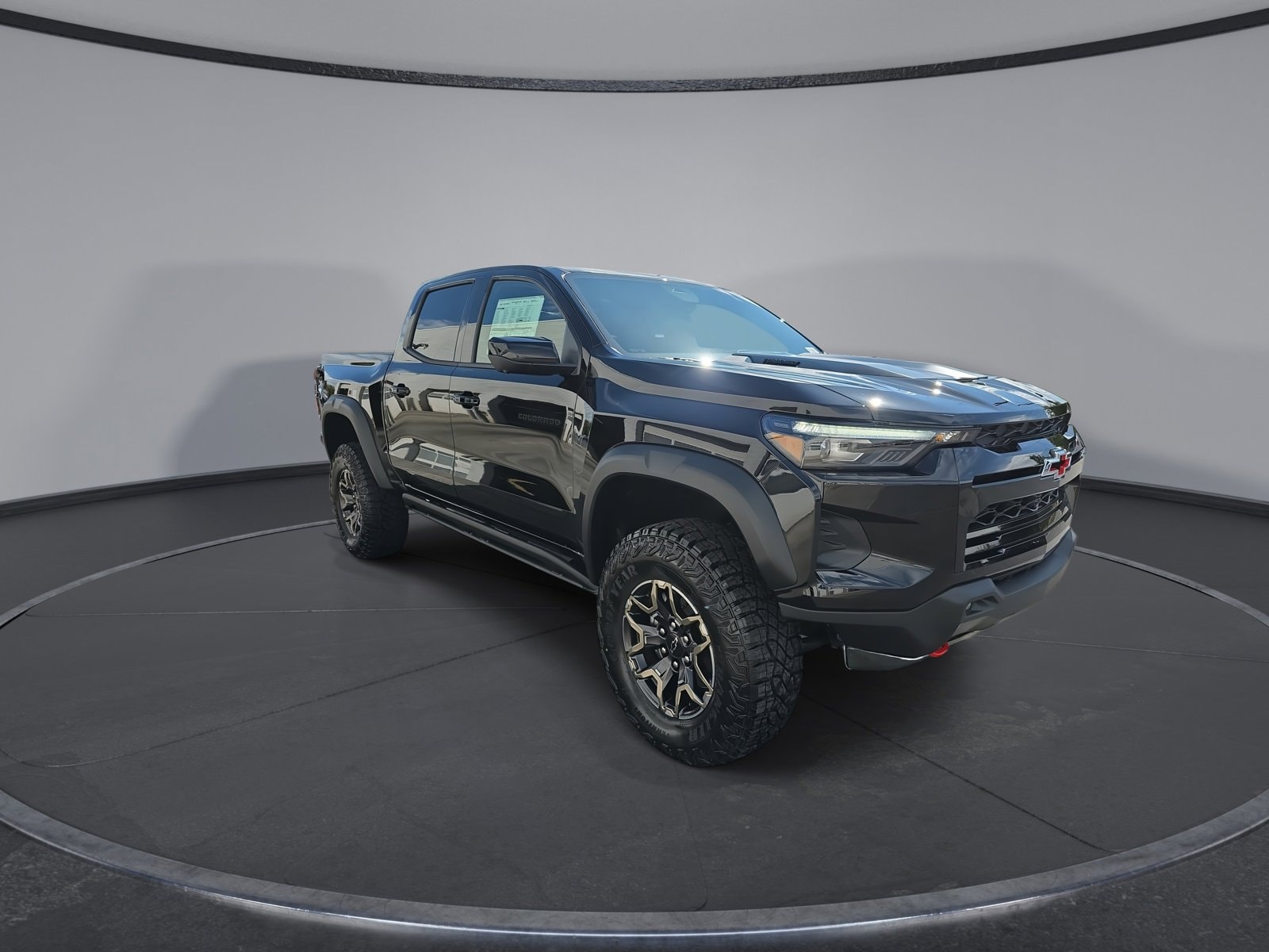 2026 Chevrolet Colorado ZR2 - Photo 16