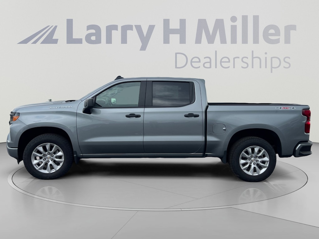 New 2026 Chevrolet Silverado 1500 Custom Truck