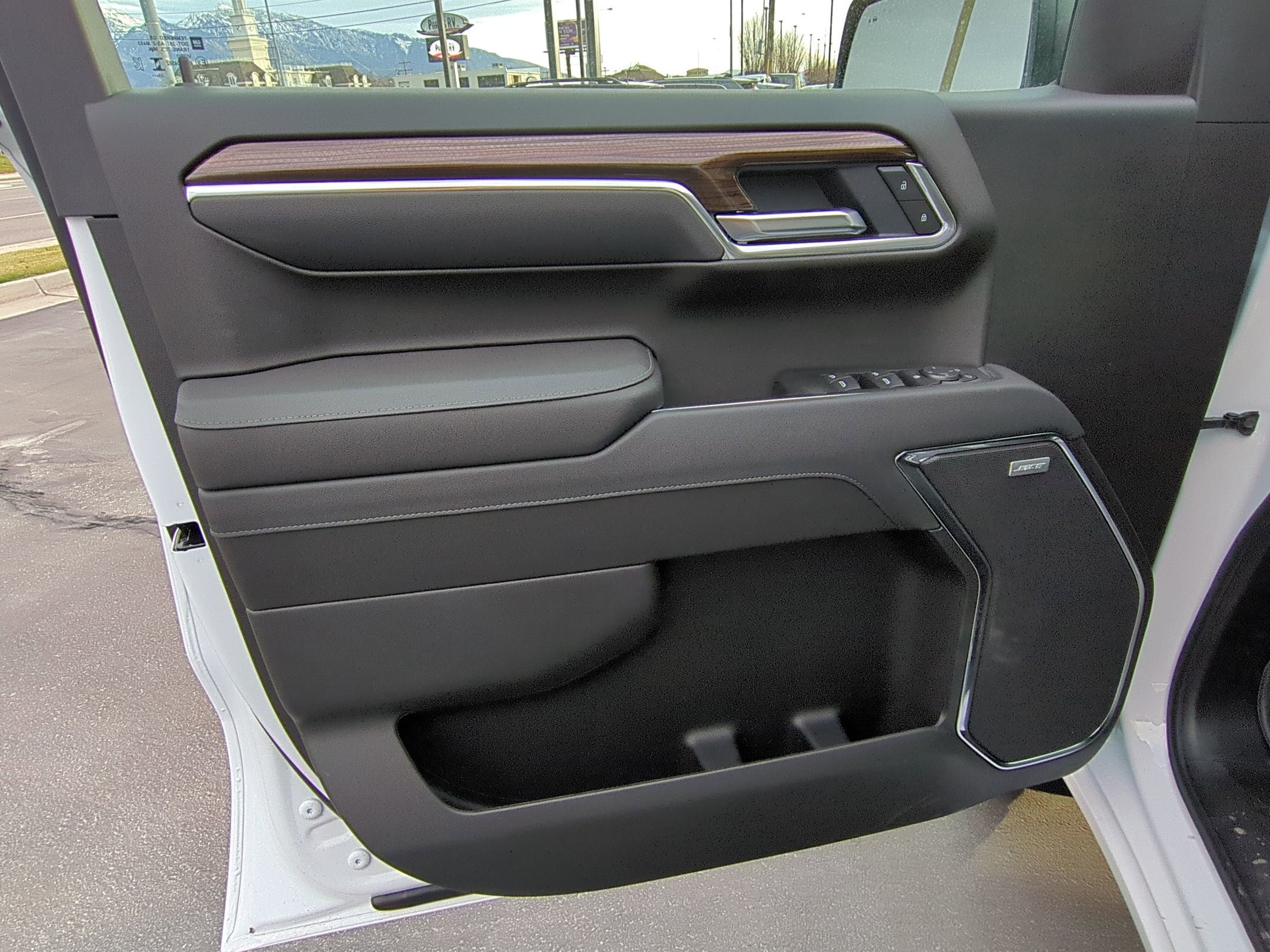 2026 Chevrolet Silverado 1500 LT Trail Boss - Photo 10