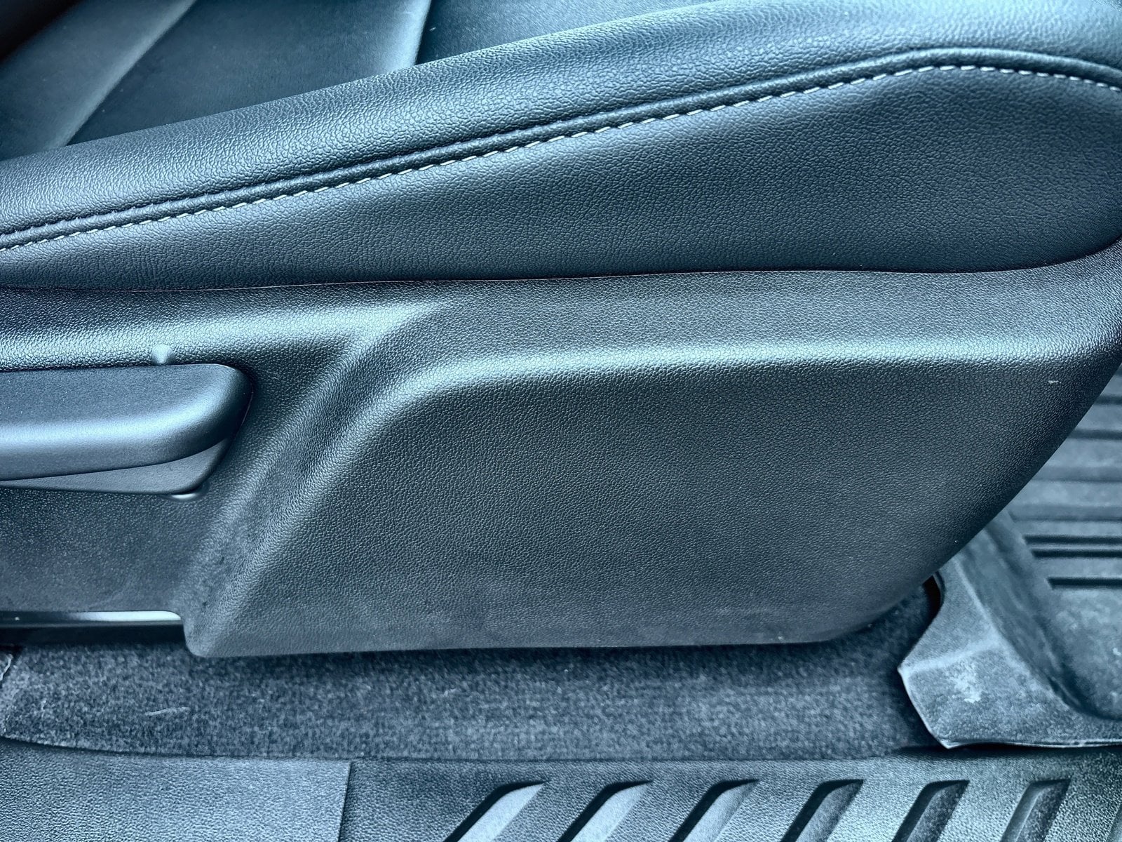 2026 Chevrolet Colorado LT - Photo 33