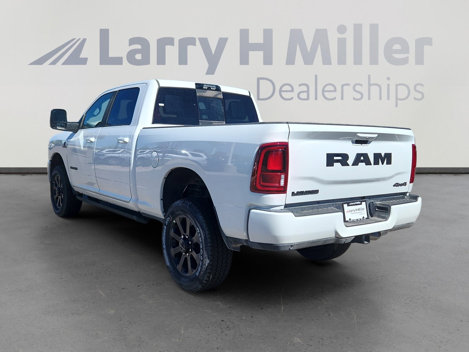 2025 Ram 2500 Laramie photo 4